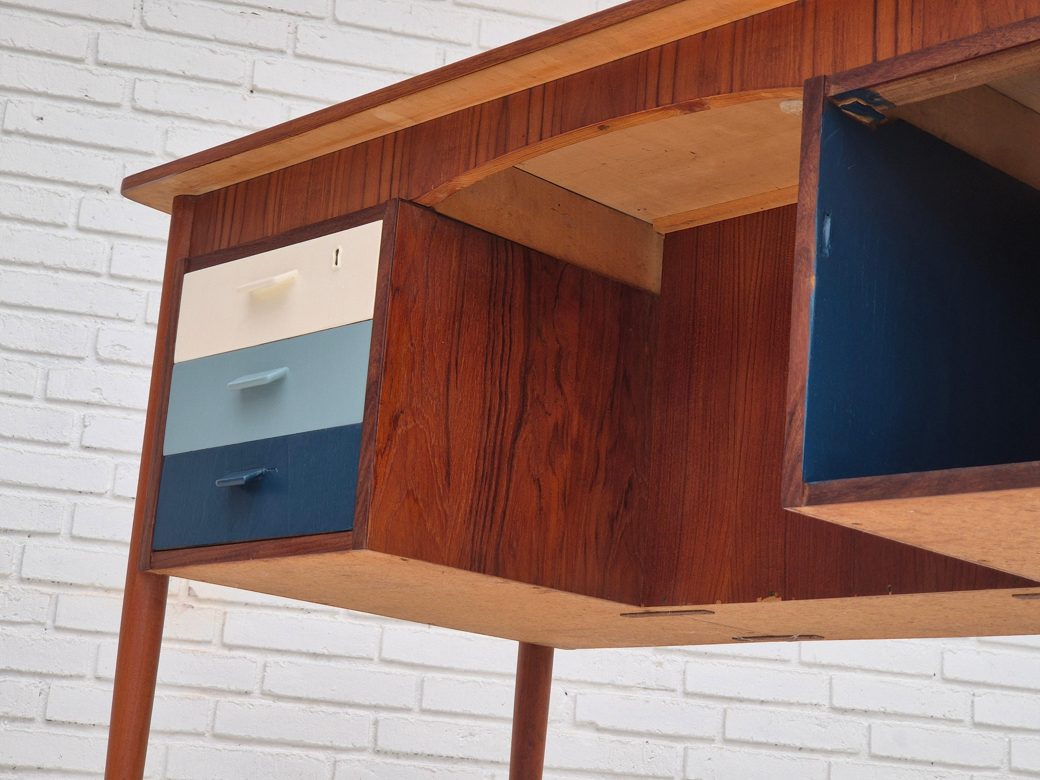 1960s, Danish office desk with drawers, teak wood. 7