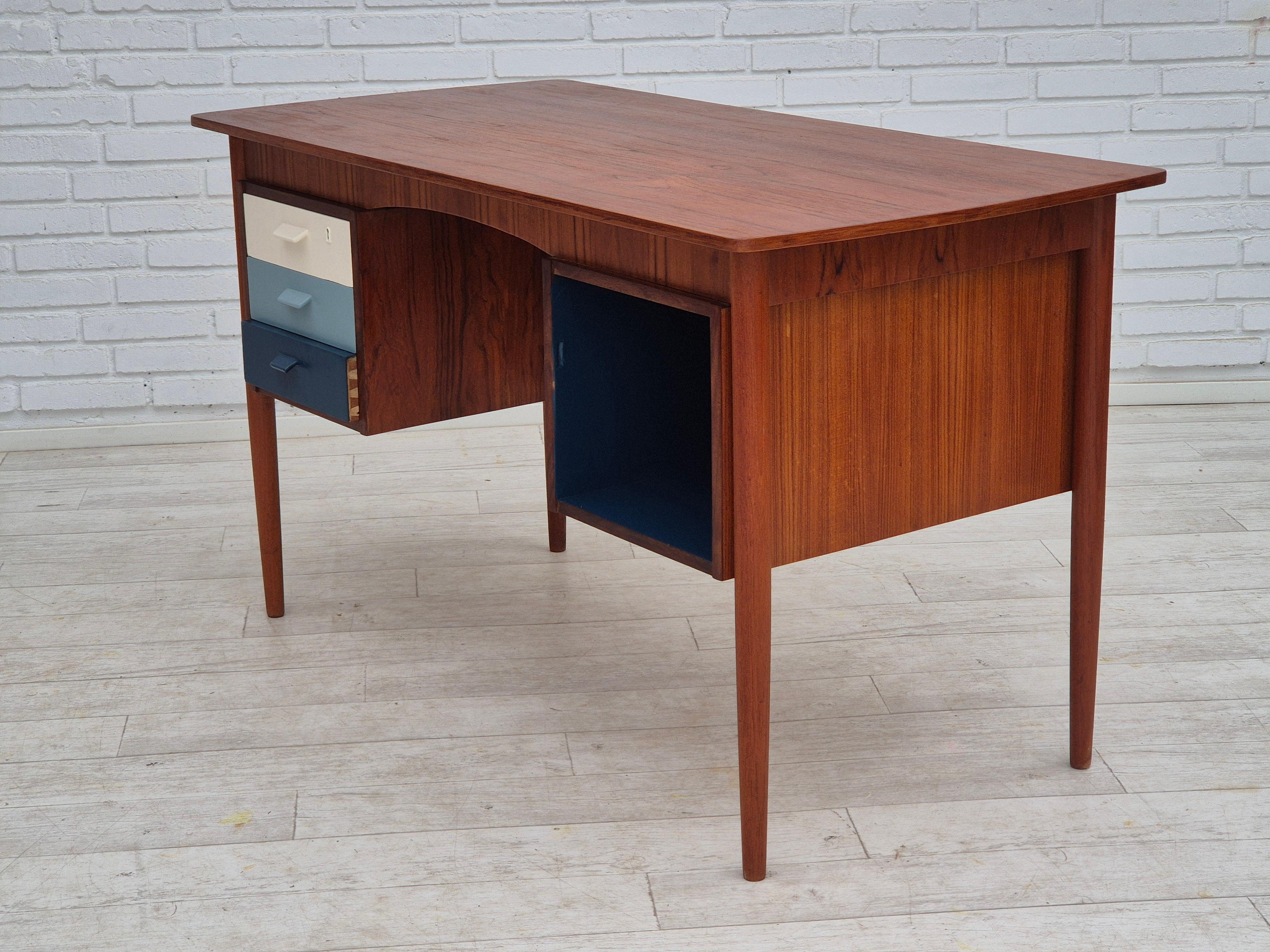 Mid-20th Century 1960s, Danish office desk with drawers, teak wood.