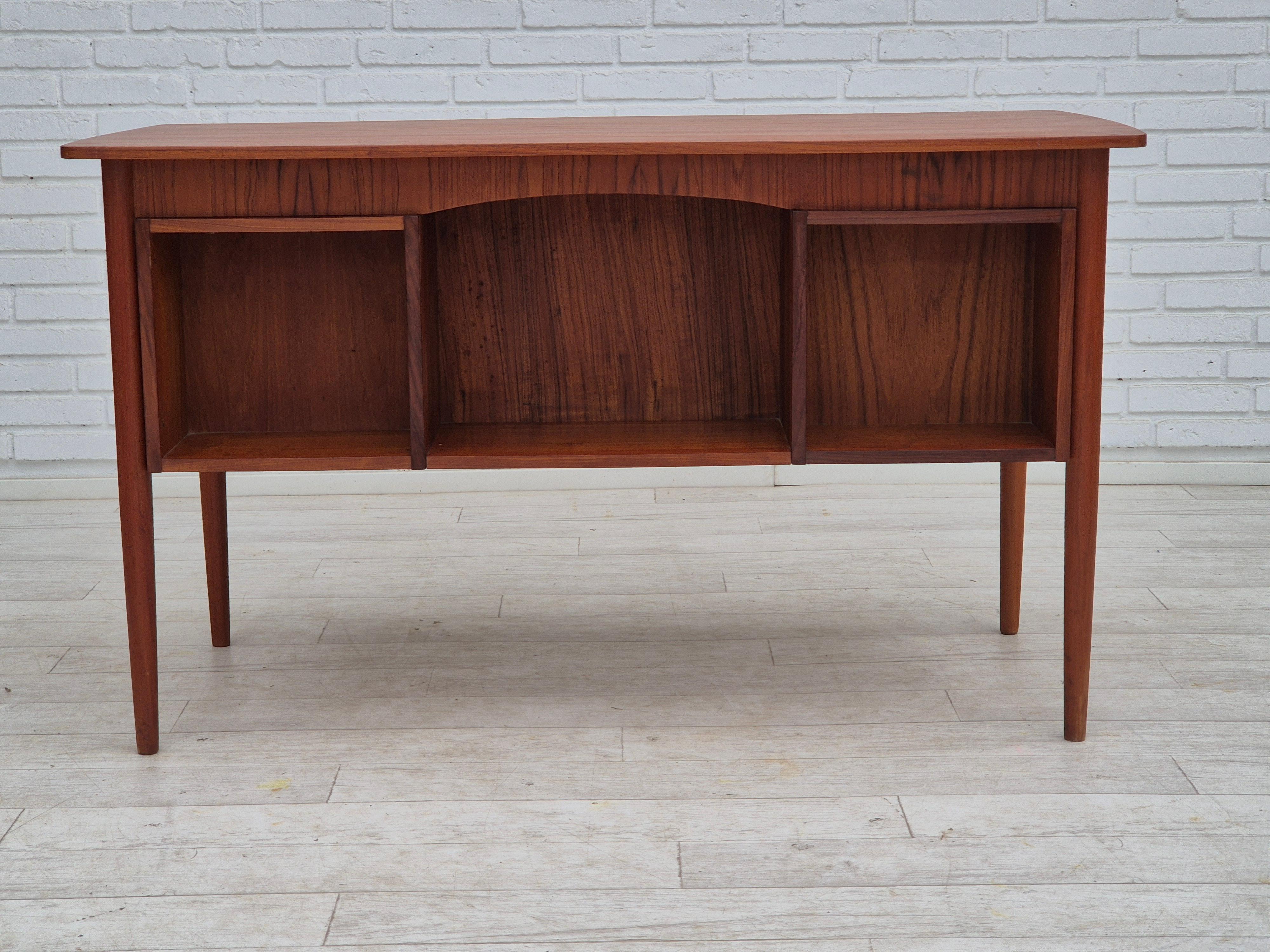 1960s, Danish office desk with drawers, teak wood. 2