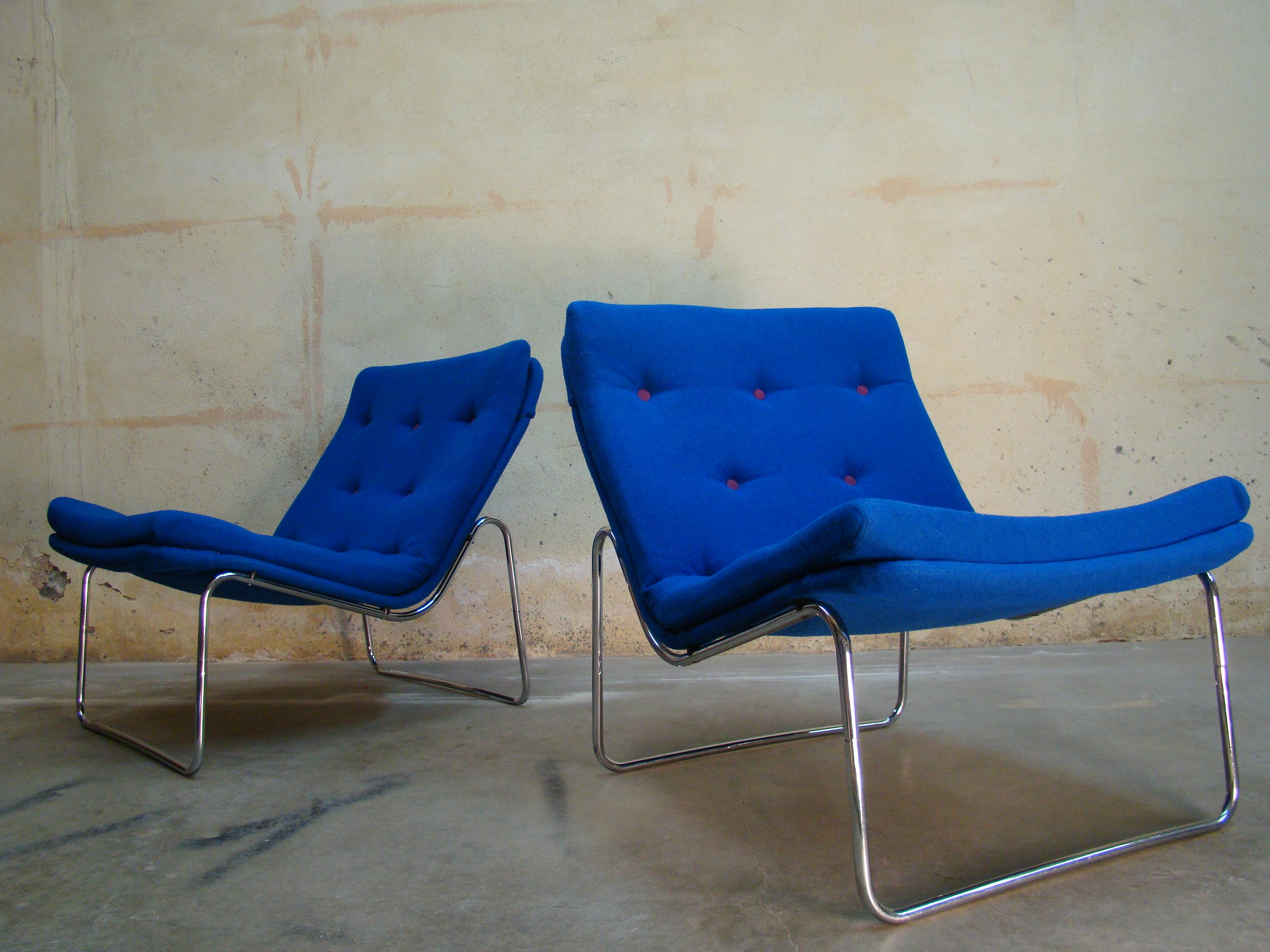 1960s Danish Pair of Fluid Chrome Lounge Chairs in Copenhagen Blue Wool 6