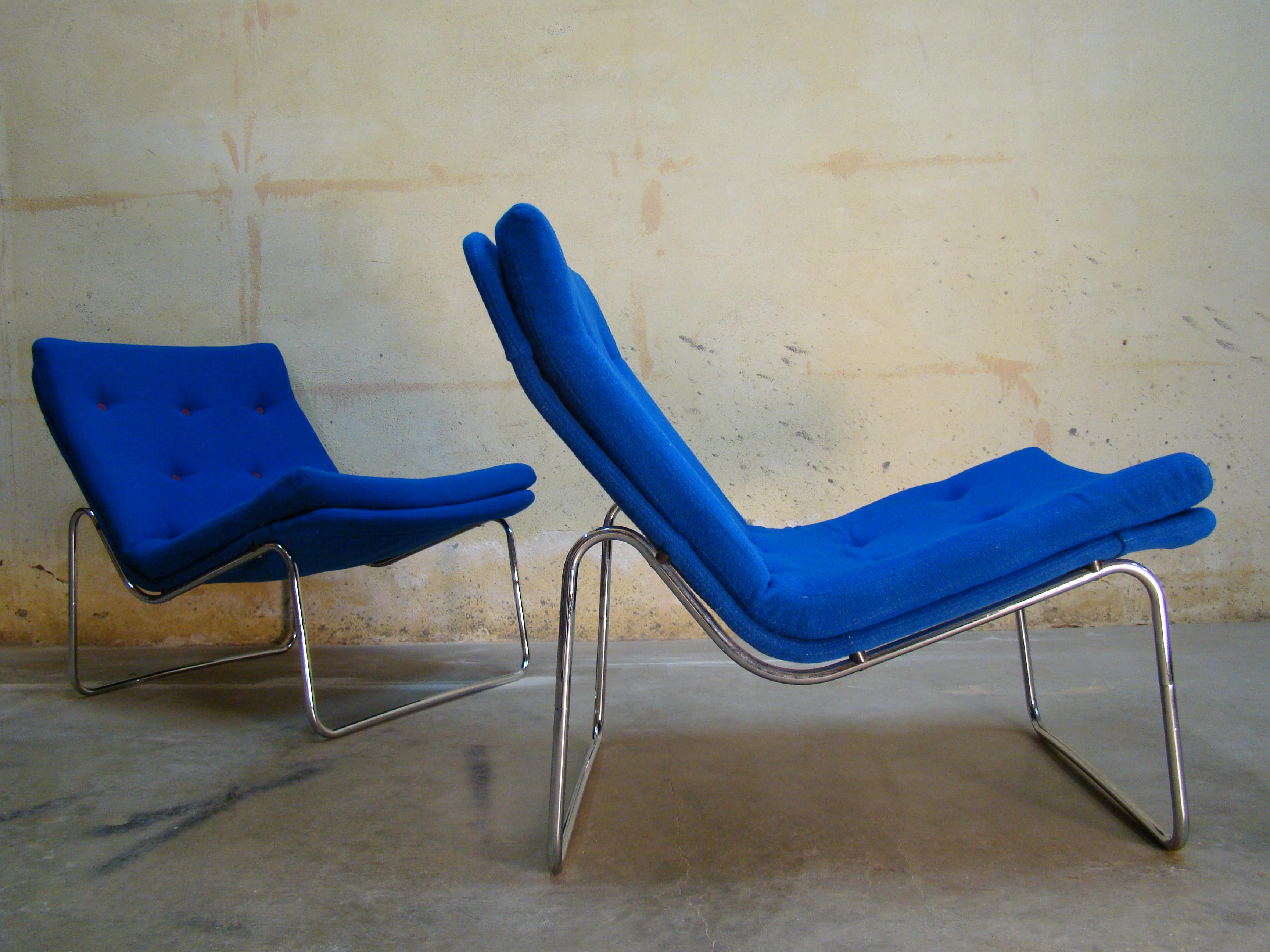 Mid-Century Modern 1960s Danish Pair of Fluid Chrome Lounge Chairs in Copenhagen Blue Wool