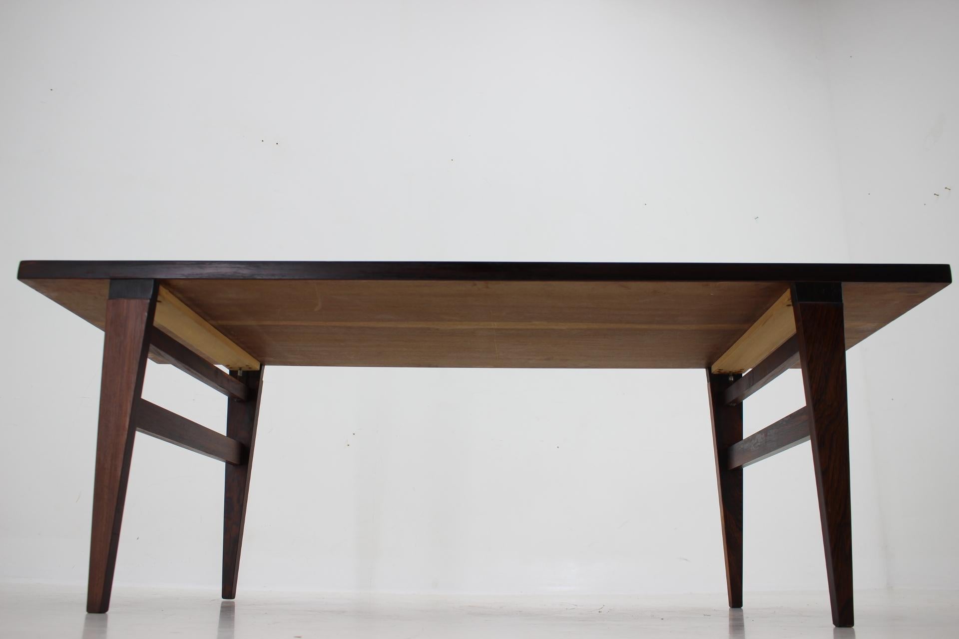 Table basse danoise en palissandre des années 1960 en vente 7