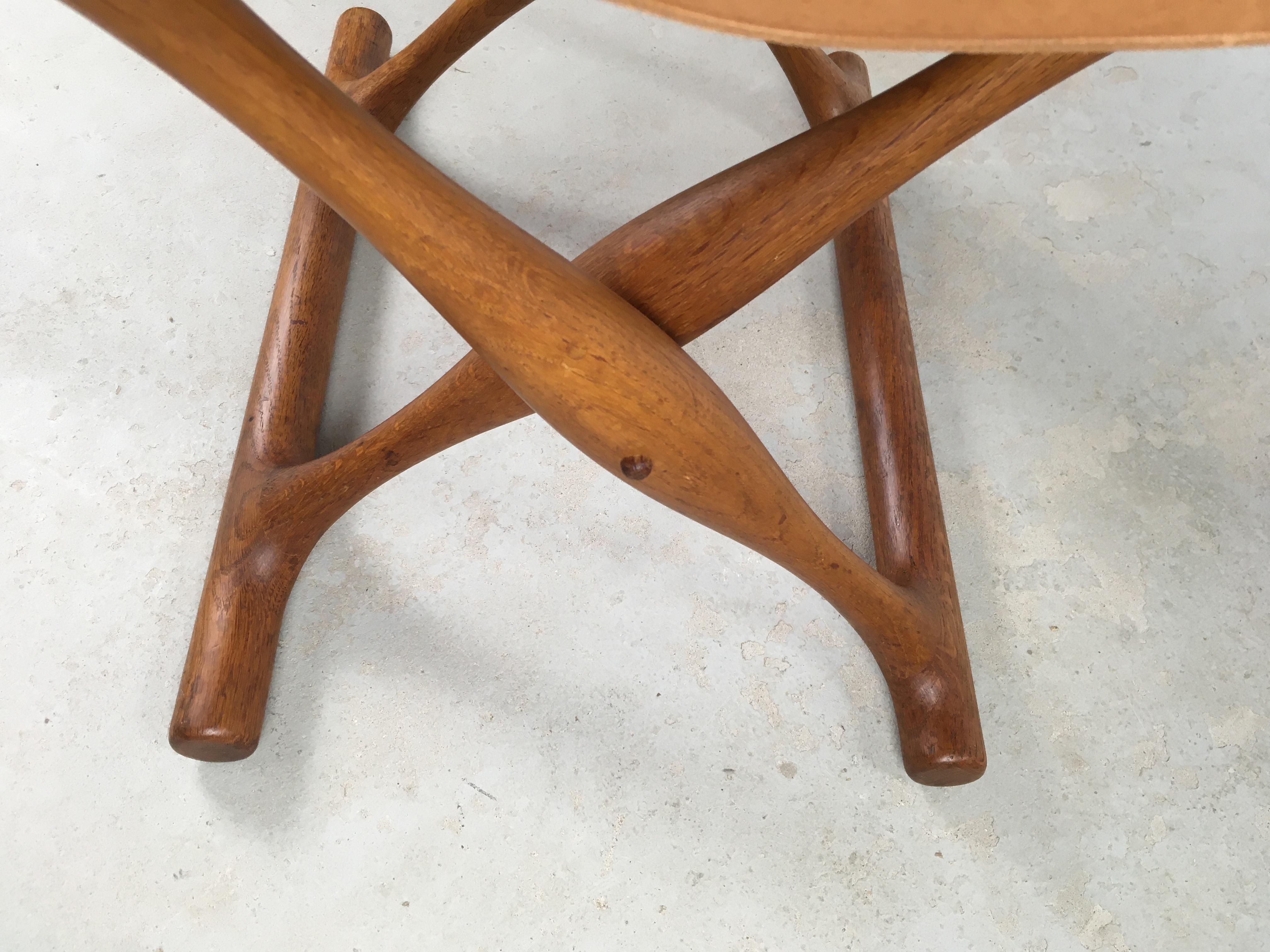 1960's Danish Poul Hundevad Folding Footstool in Oak and Leather Seat For Sale 3