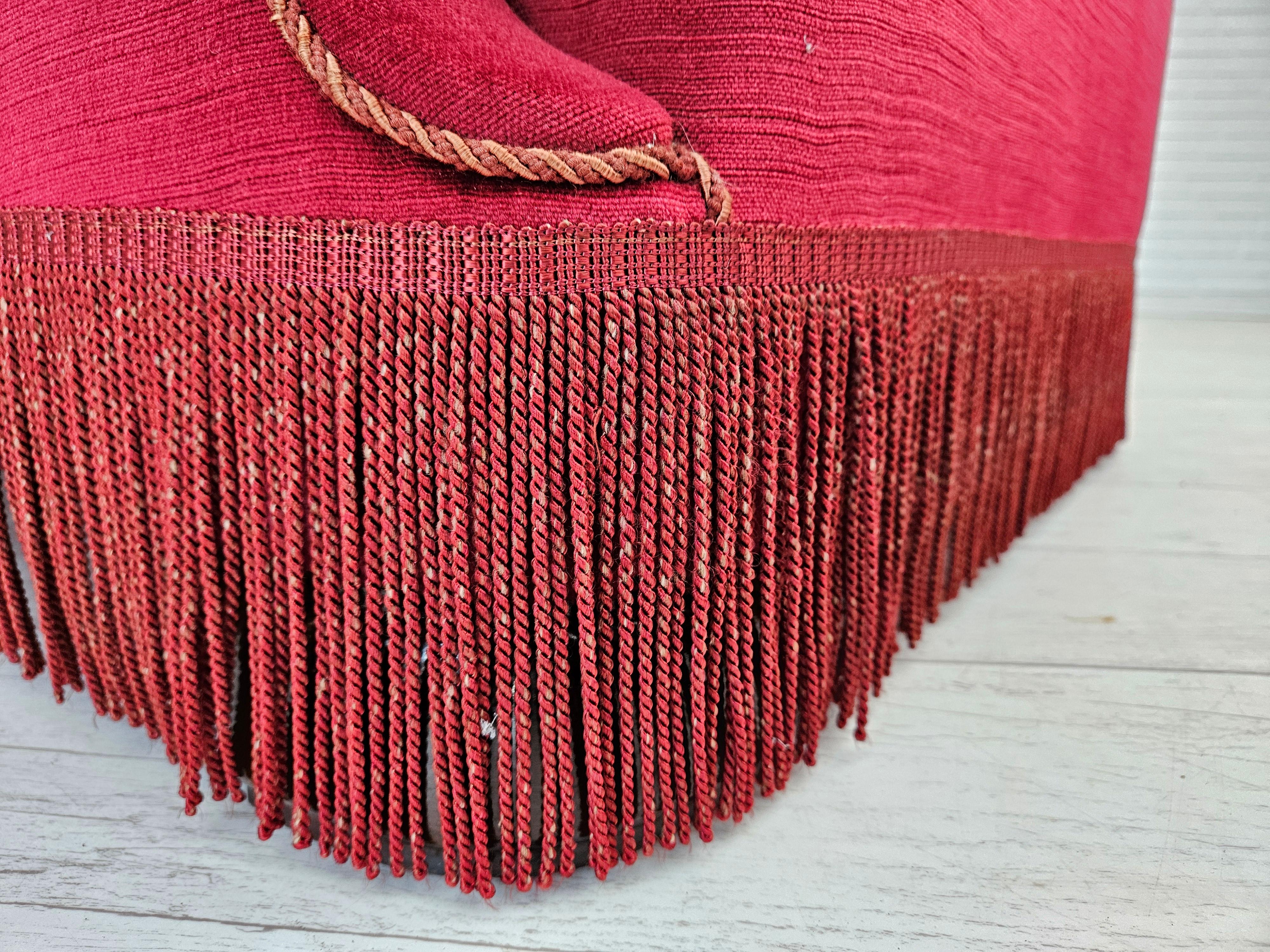 1960, poltrona relax danese, condizioni originali, velluto rosso ciliegia. in vendita 7