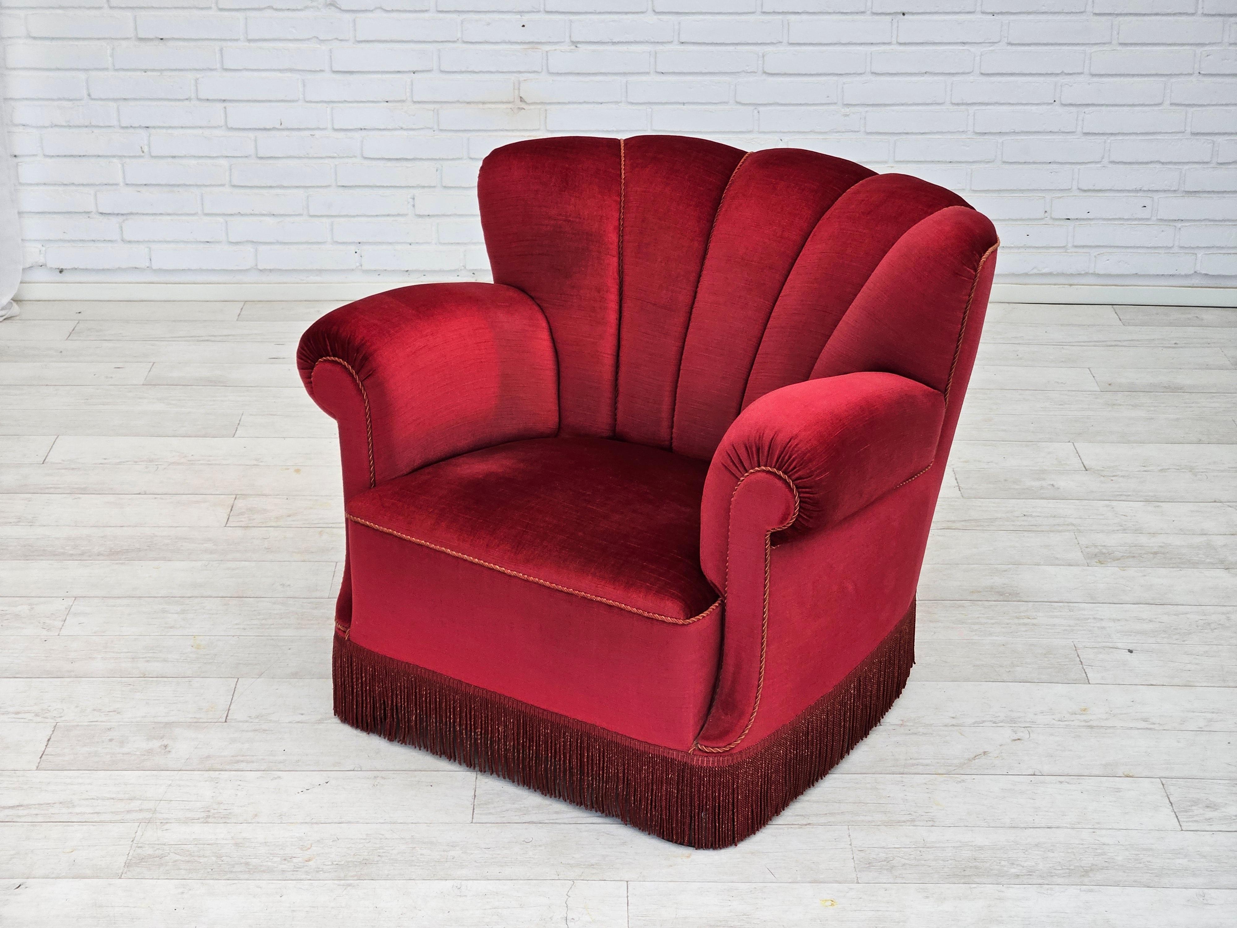 1960, poltrona relax danese, condizioni originali, velluto rosso ciliegia. in vendita 12