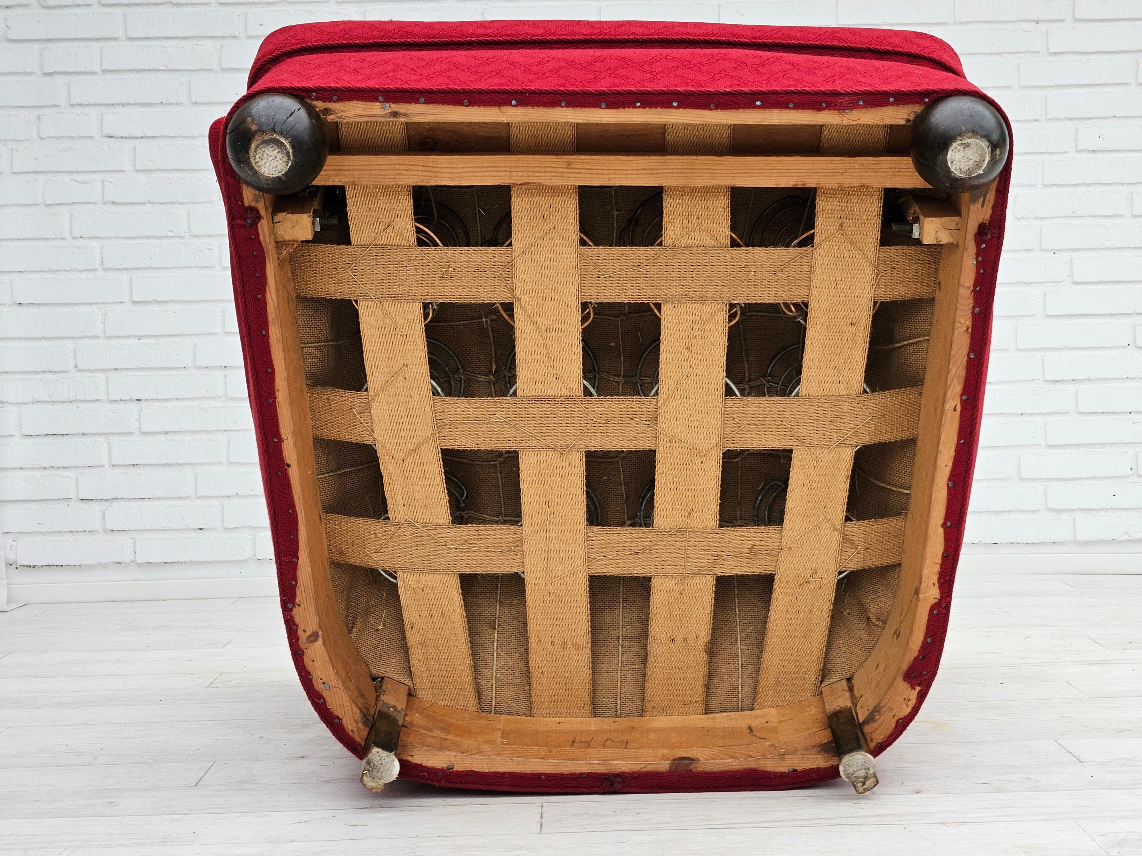 1960s, fauteuil relax danois, état original, coton/laine rouge, bois de chêne. en vente 8