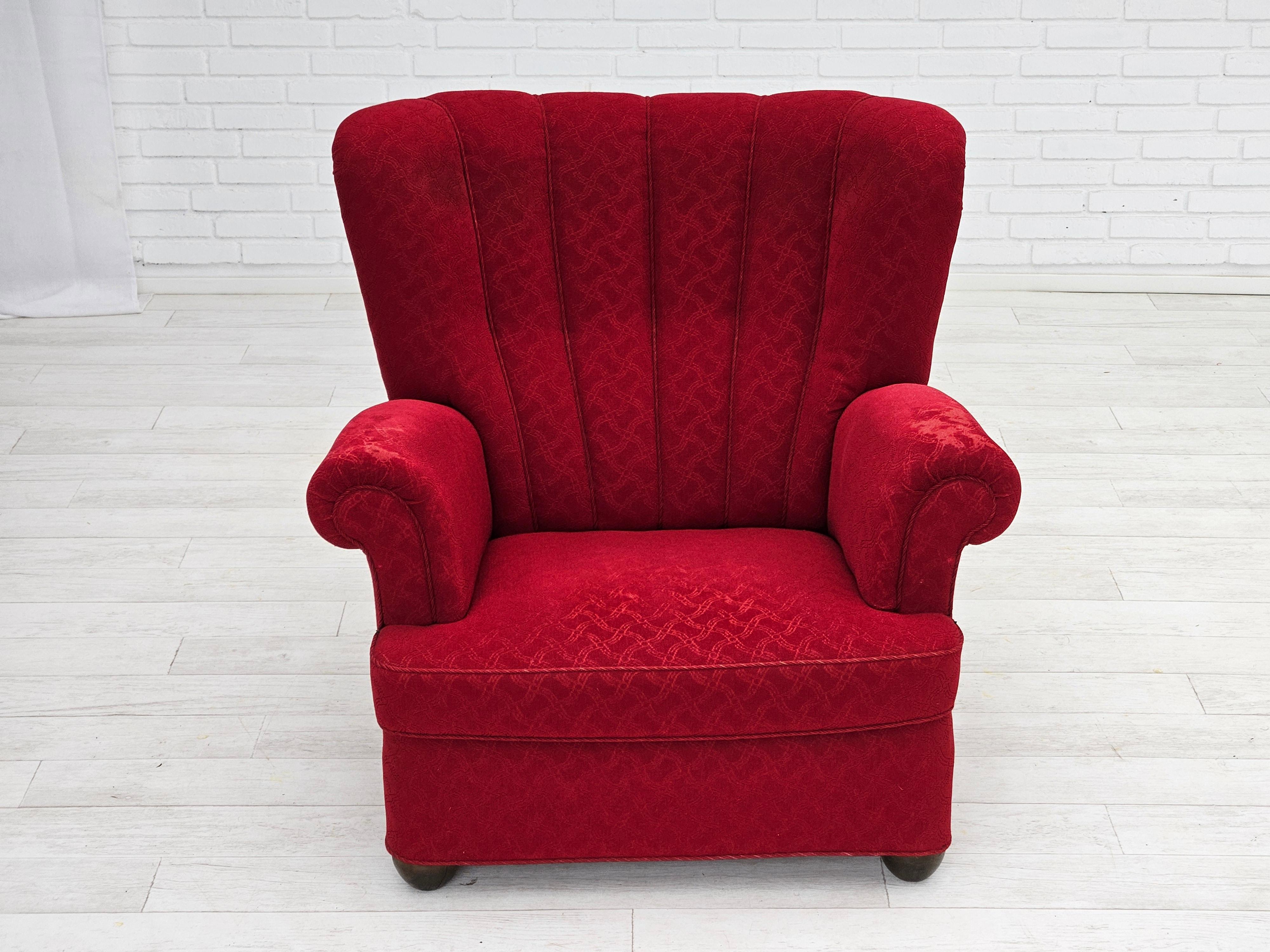 Scandinavian Modern 1960s, Danish relax armchair, original condition, red cotton/wool, oak wood. For Sale