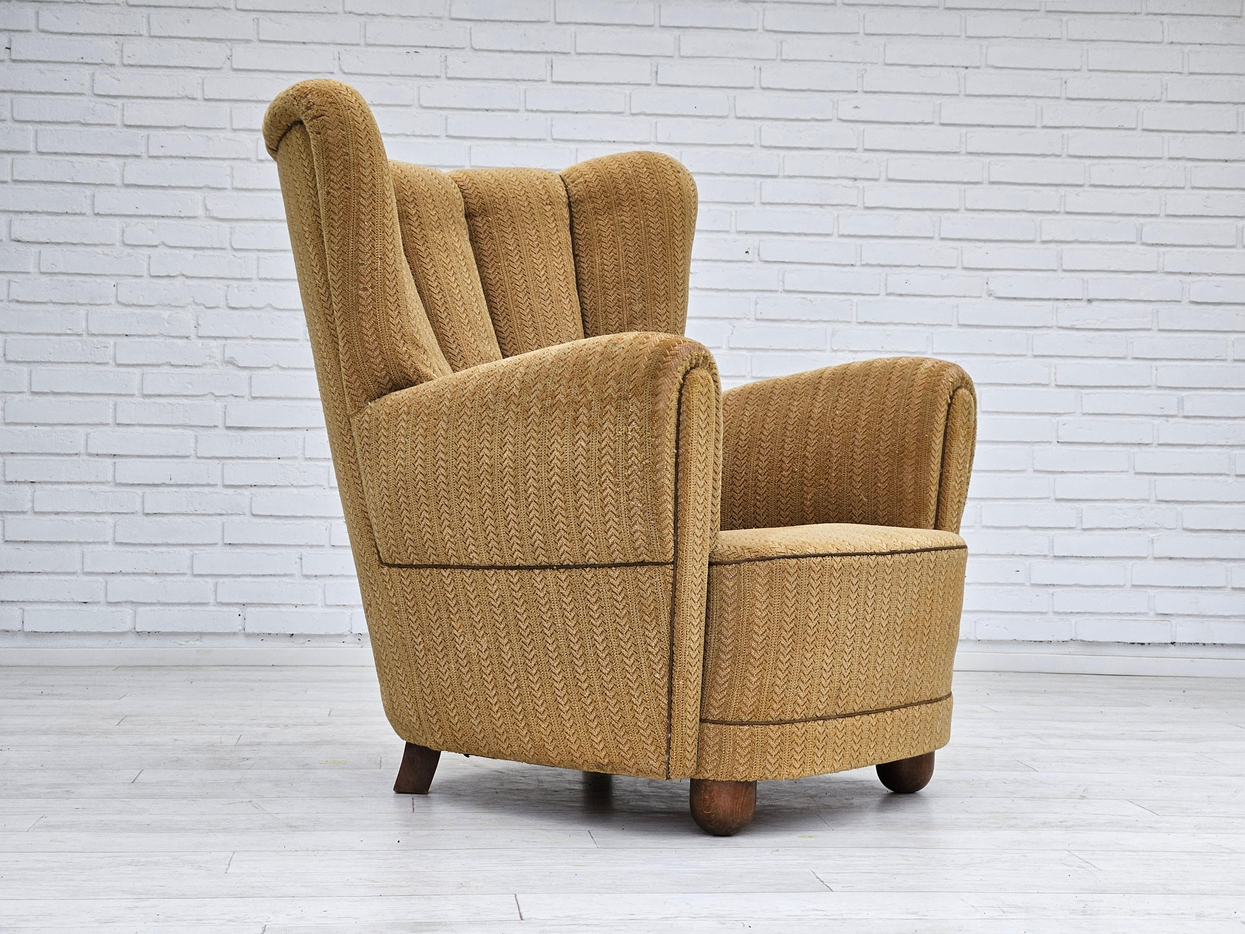 Scandinave moderne Fauteuil de détente danois des années 1960, tapisserie d'origine, bon état. en vente