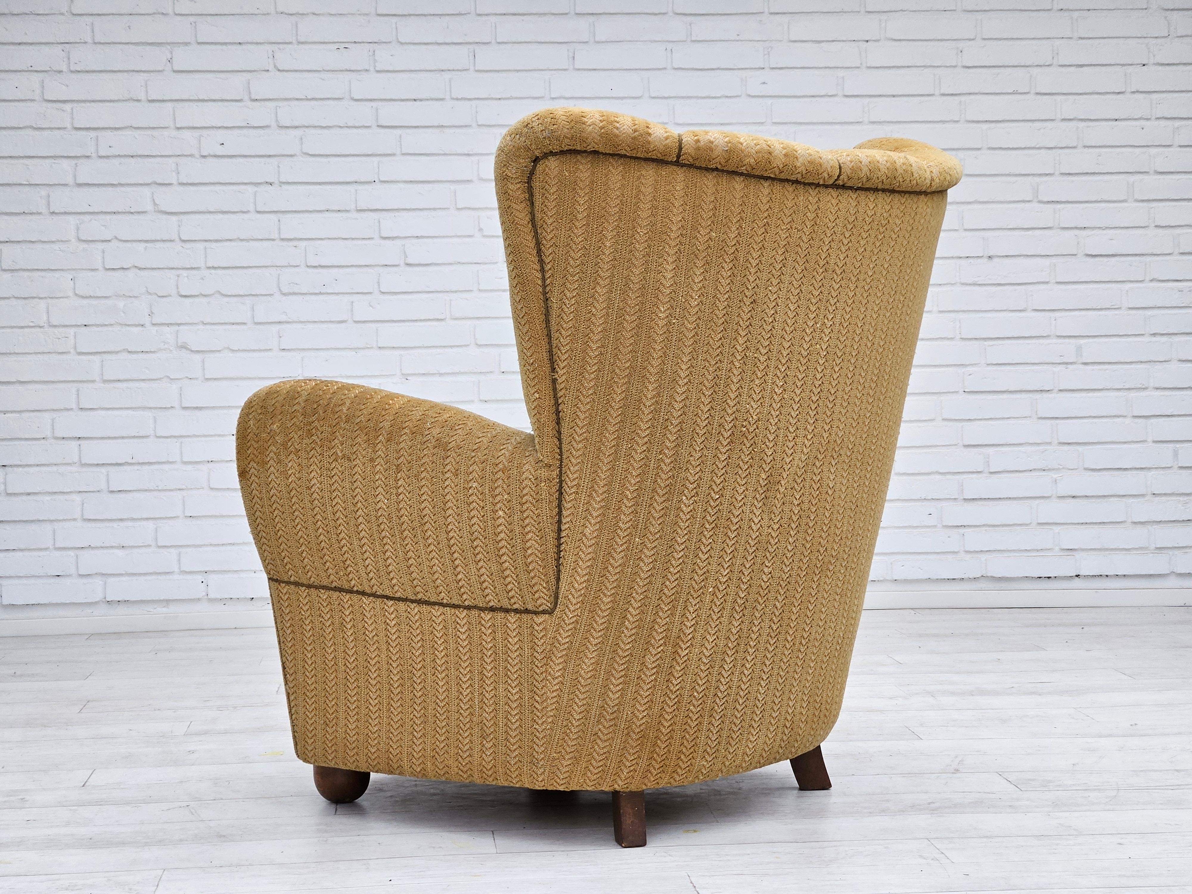 1960s, Danish relax chair, original upholstery, good condition. For Sale 2