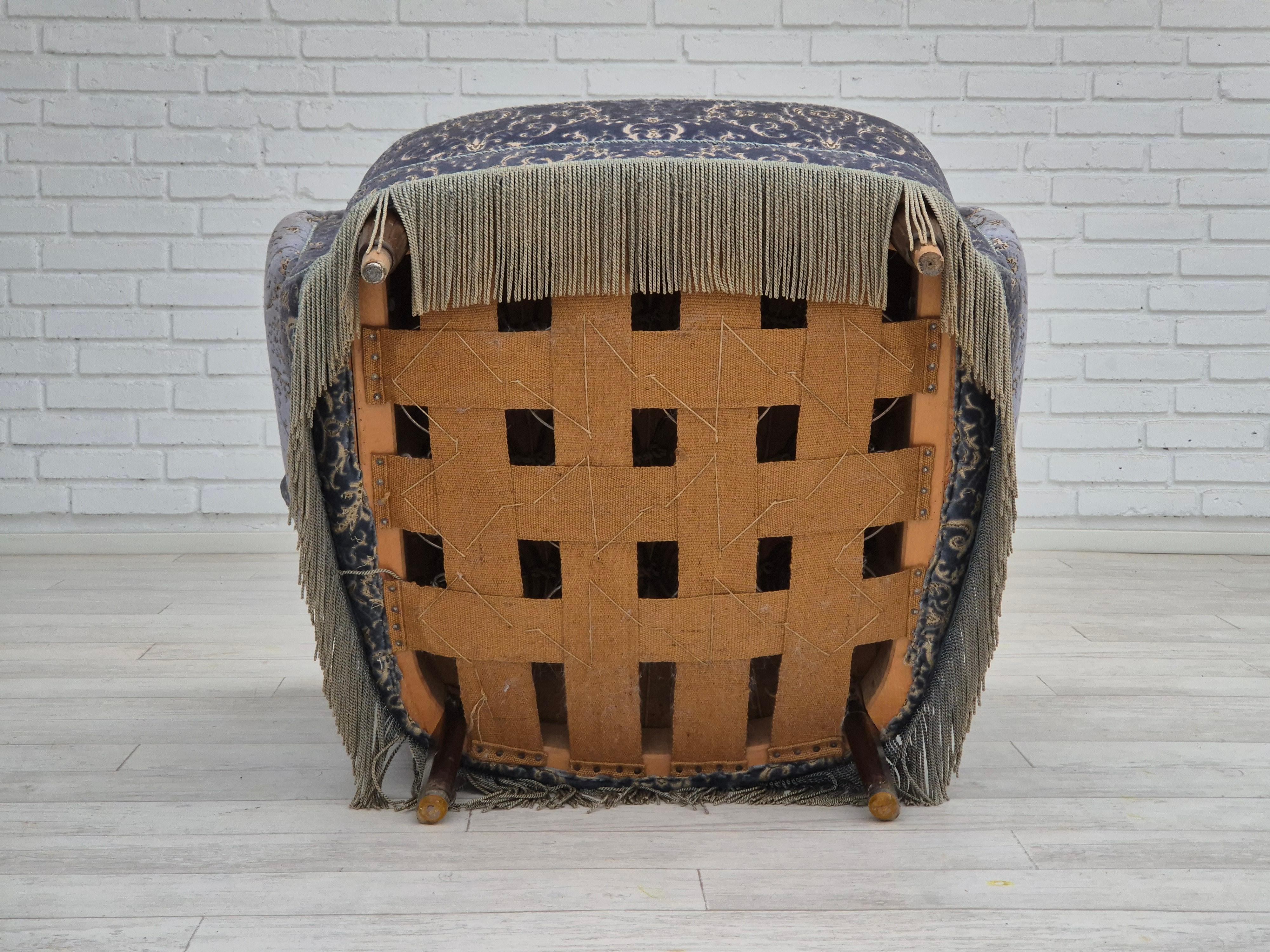 Années 1960, chaise de détente danoise avec pouf, très bon état, velours de meuble en vente 7