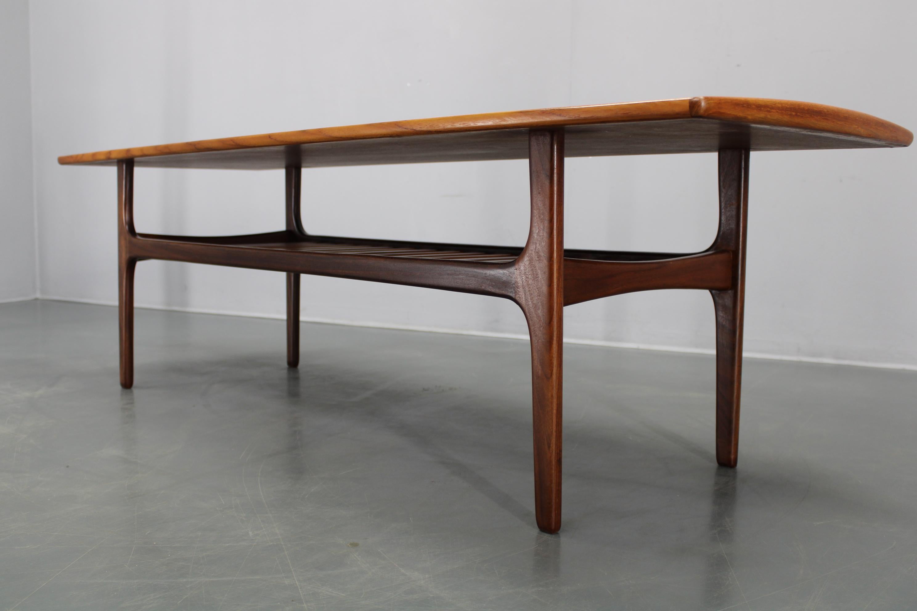 1960s Danish Restored Teak Coffee Table, Solid & Veneered 4