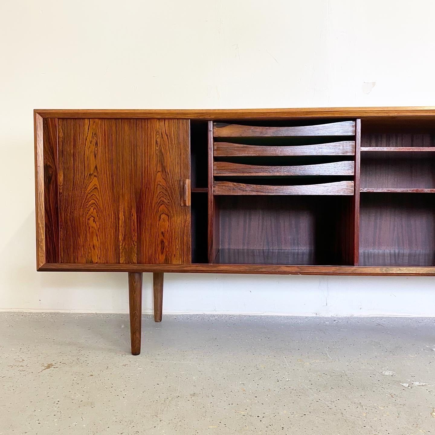 1960s Danish Rosewood Credenza In Good Condition In Raleigh, NC
