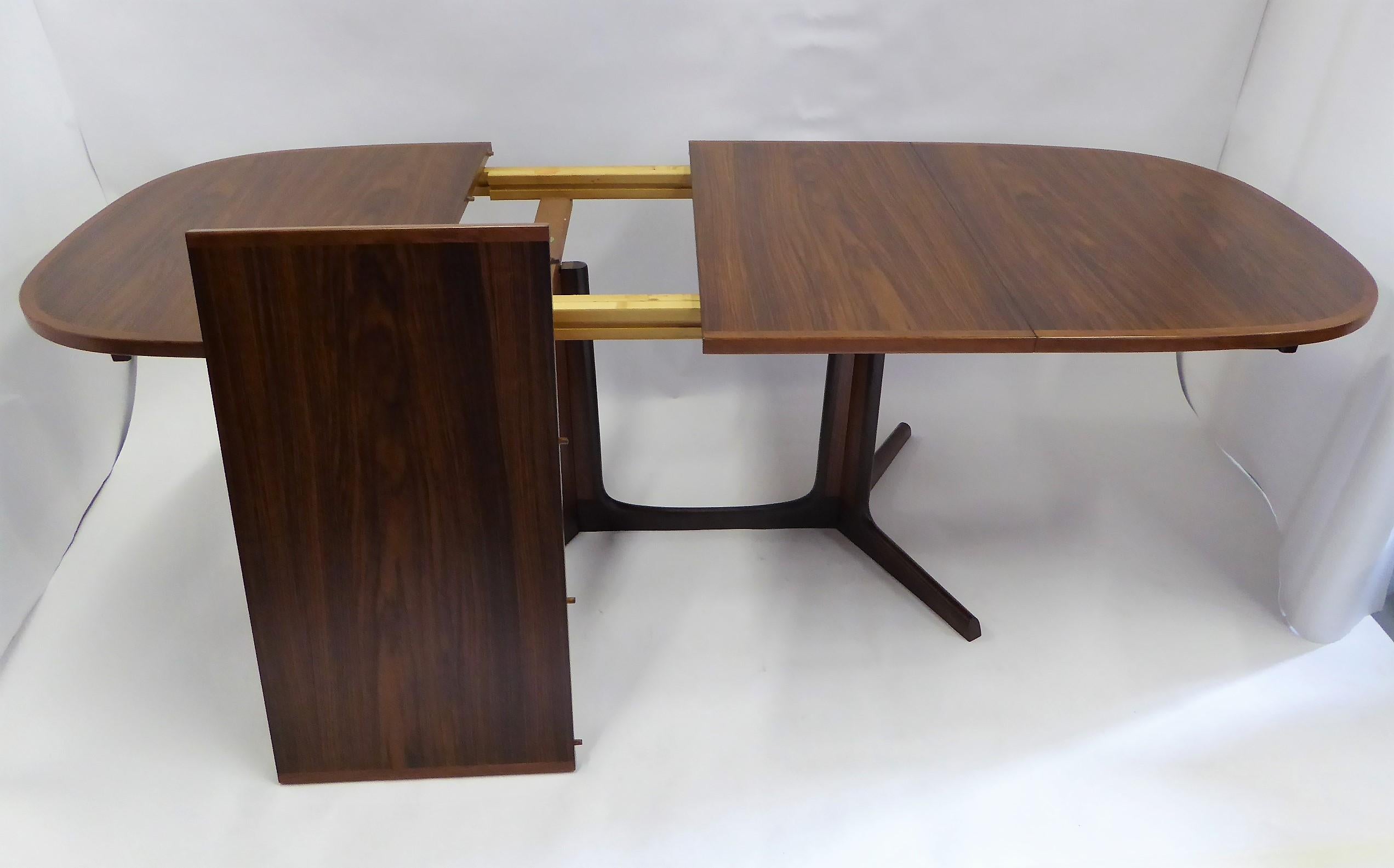 1960s Danish Rosewood Dining Table by Gudme Møbelfabrik 2