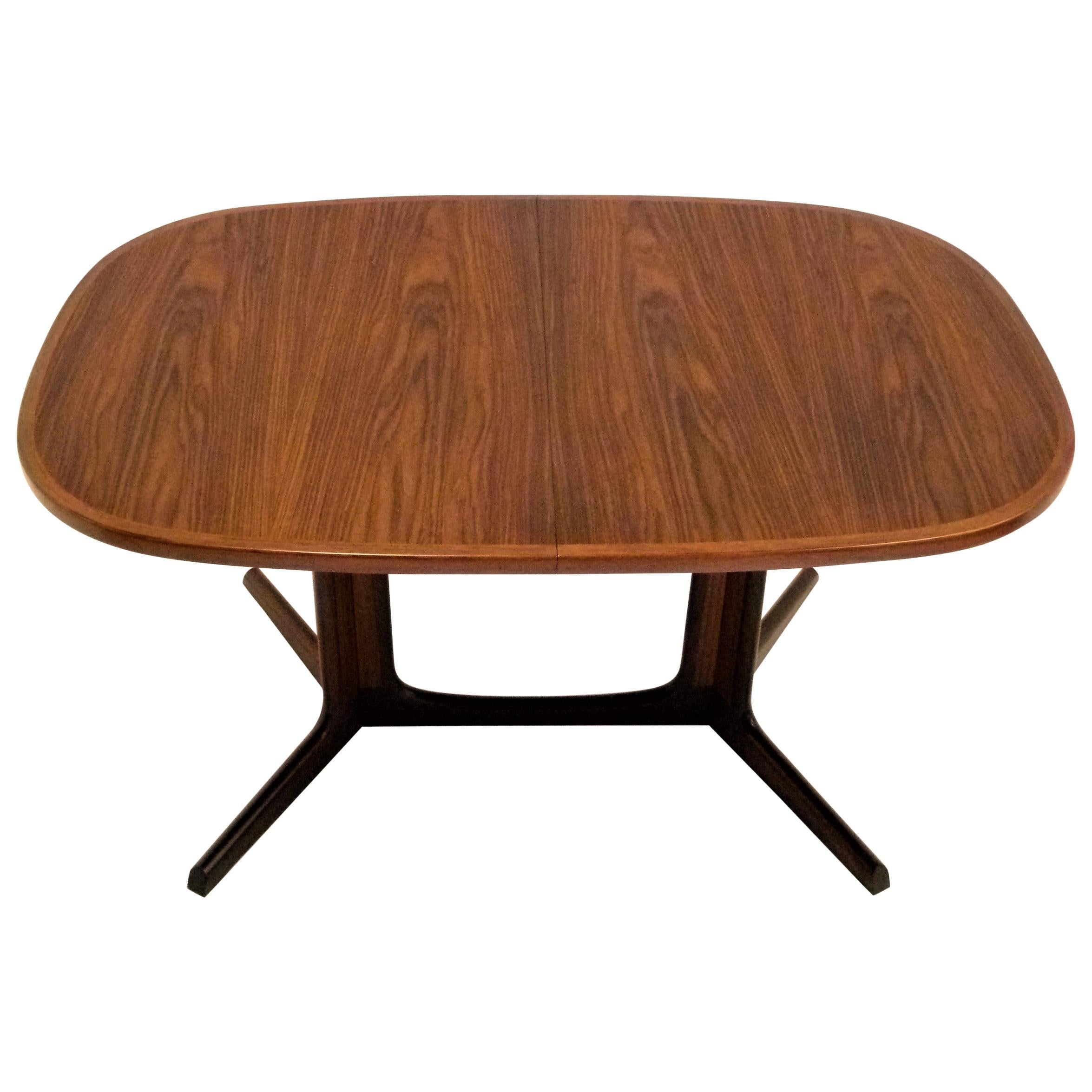 1960s Danish Rosewood Dining Table by Gudme Møbelfabrik