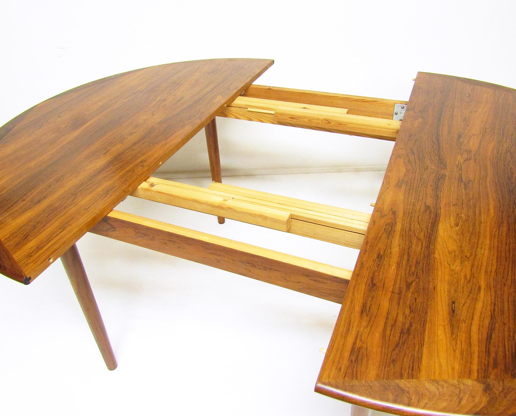 1960s Danish Rosewood Extending Dining Table by Georg Petersens 2