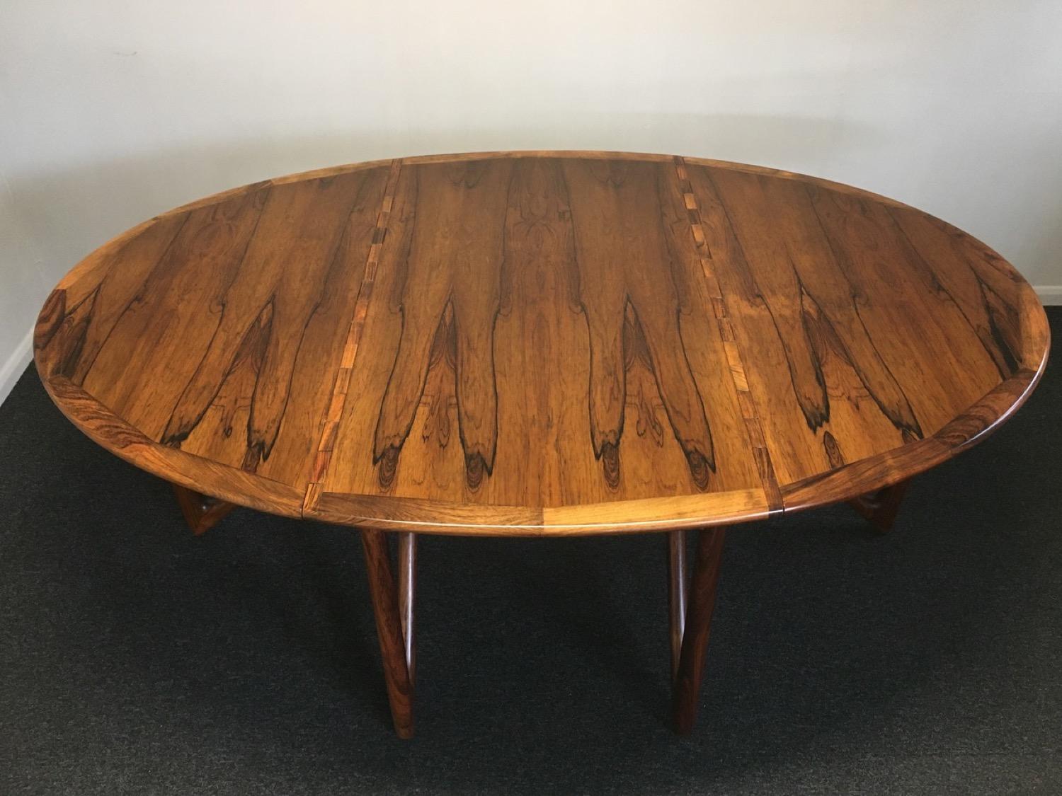 Mid-Century Modern 1960s Danish Rosewood Oval Drop-Leaf Kurt Østervig Dining Table for Jason Möbler