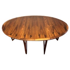 Table de salle à manger danoise des années 1960 en bois de rose ovale à feuilles tombantes Kurt stervig pour Jason Mbler