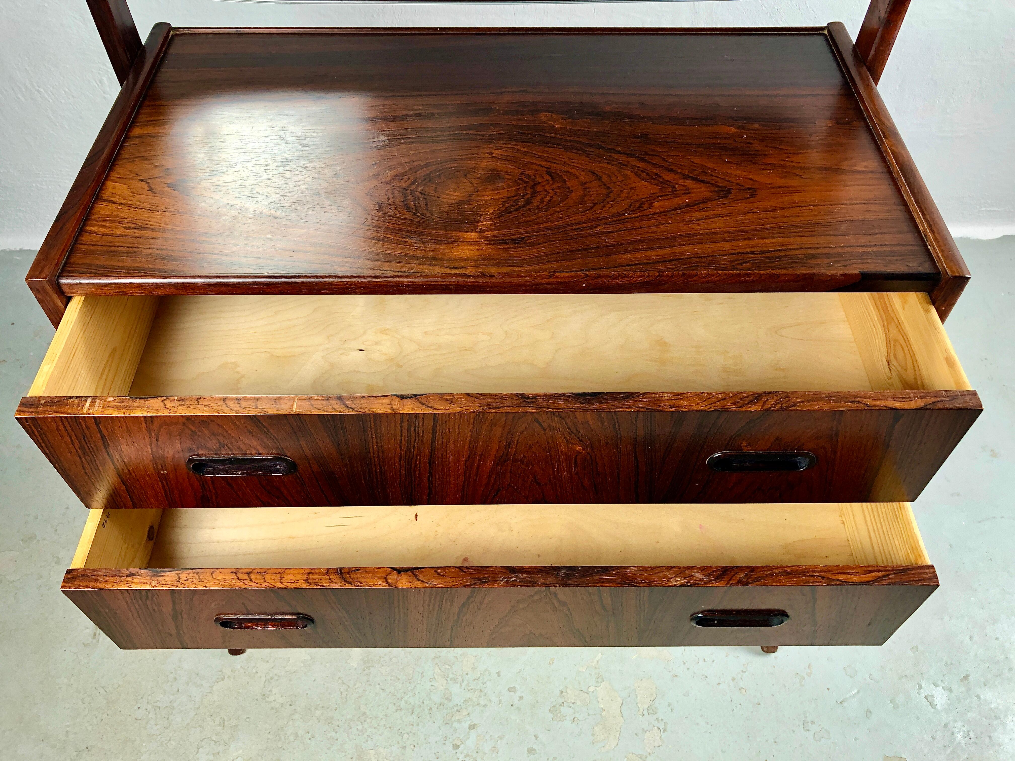 1960s Fully restored Danish Rosewood Dressing - Vanity Table For Sale 1