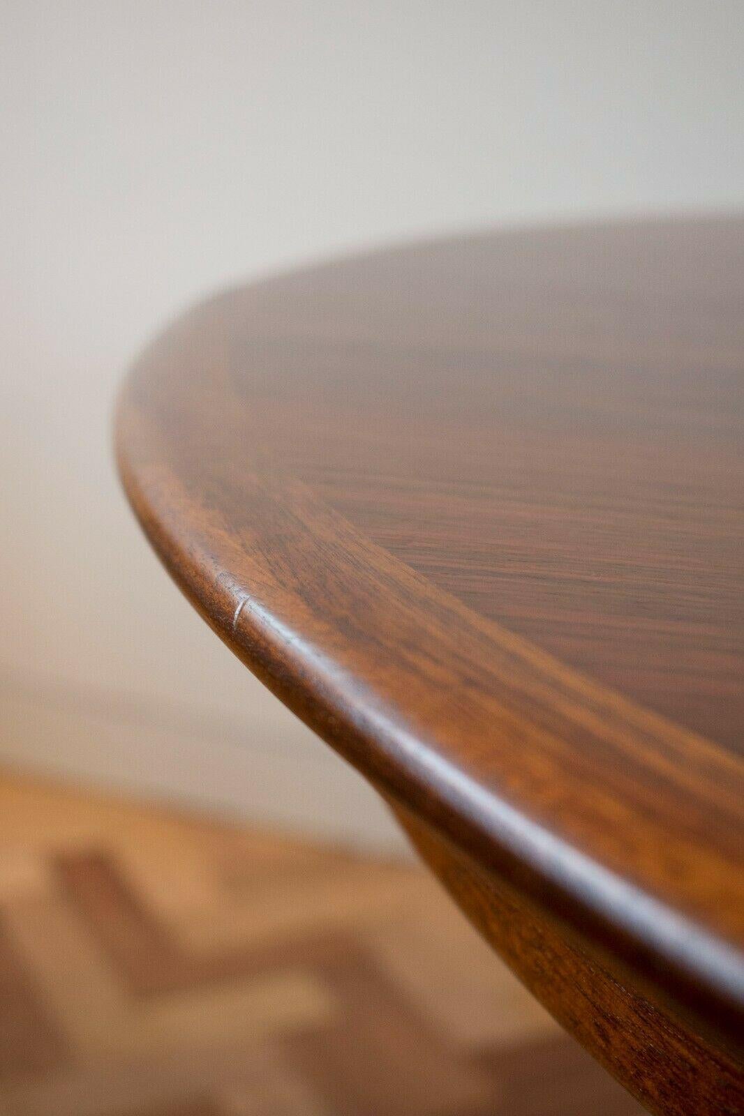 Danish Round Extendable Rosewood Dining Table, 1960's  2