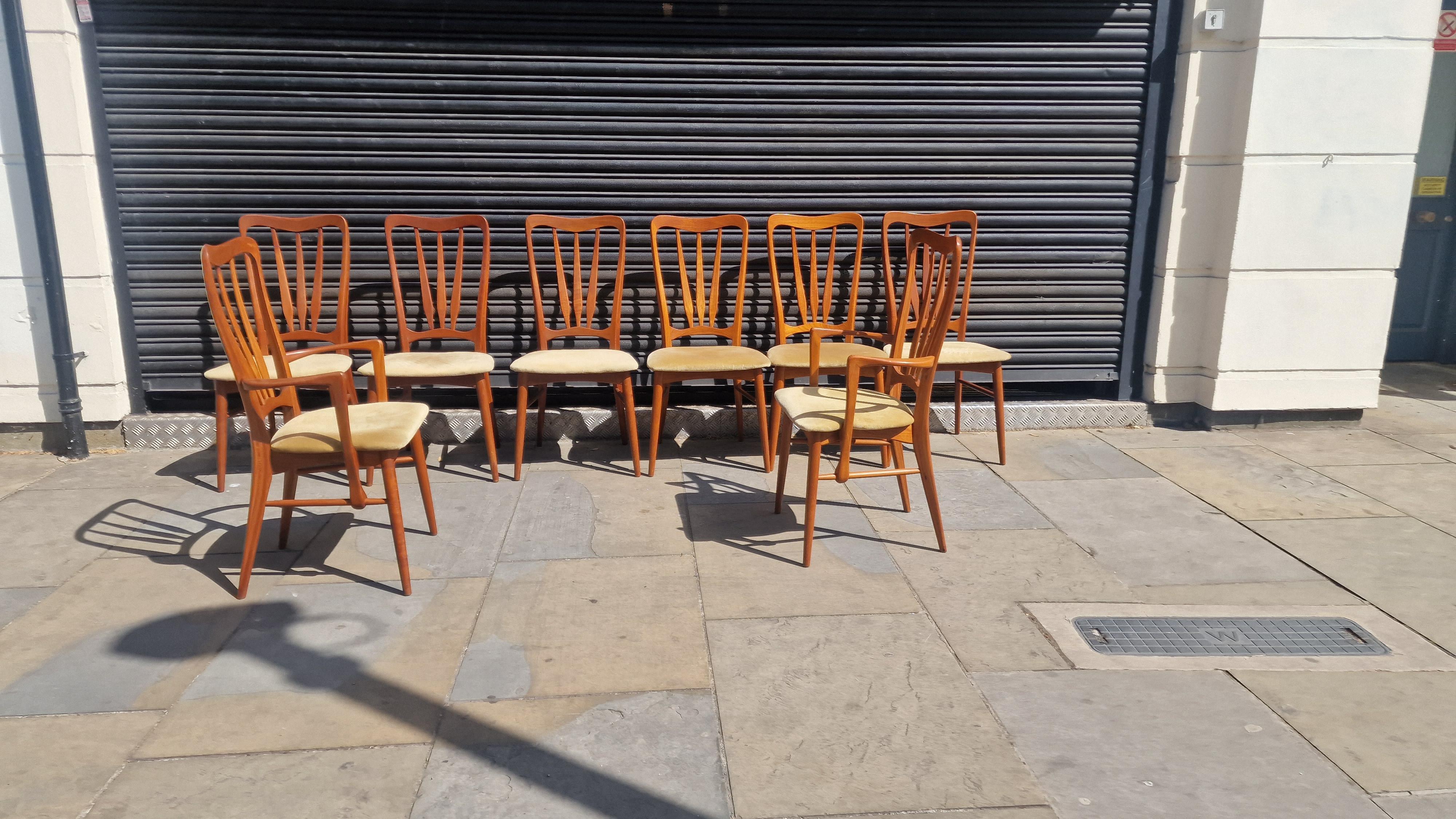 Set di 8 sedie da pranzo danesi degli anni '60 di Niels Koefoed In condizioni buone in vendita a London, Lambeth