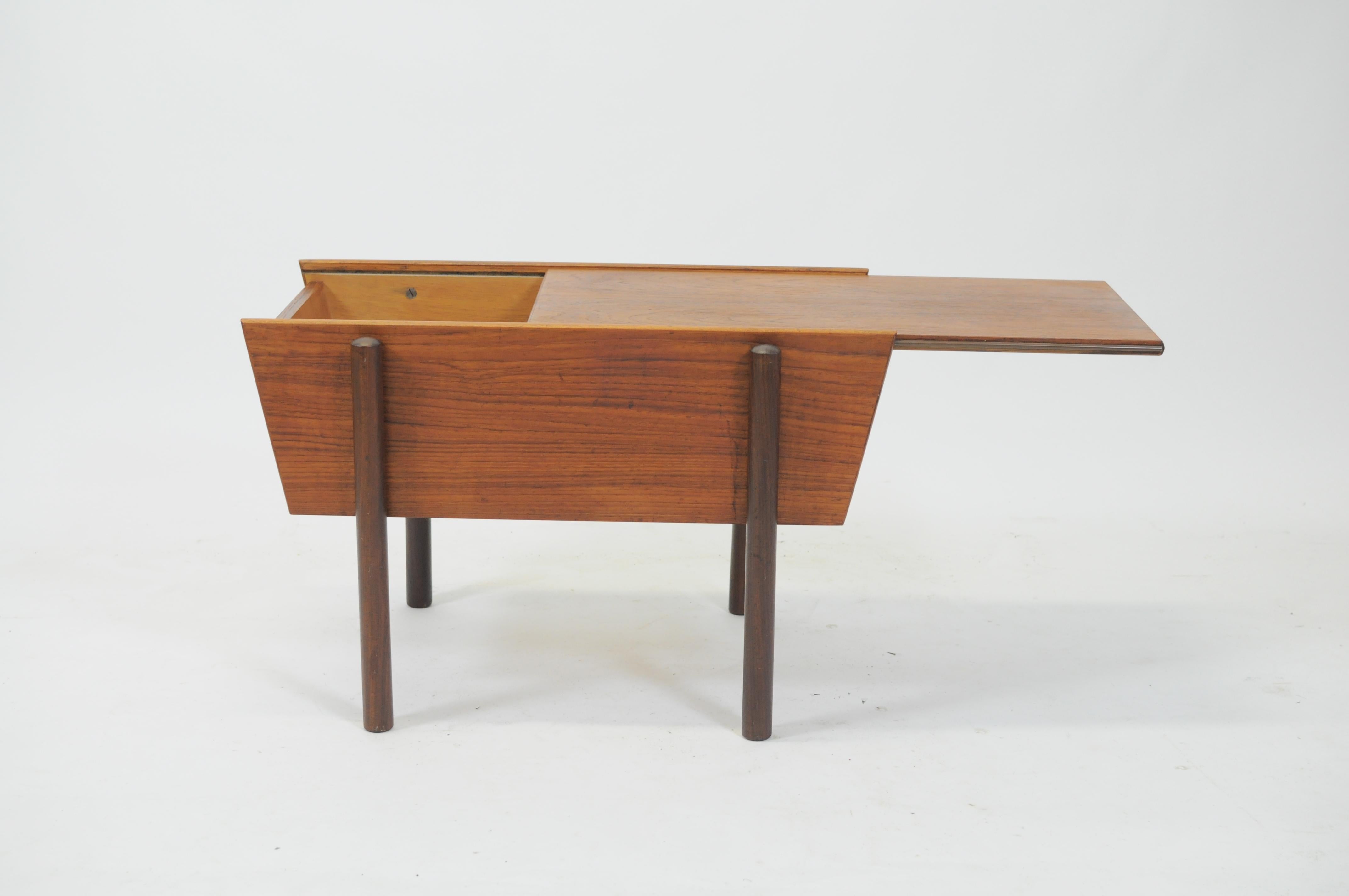1960s Danish Sewing Side Table in Teak For Sale 1