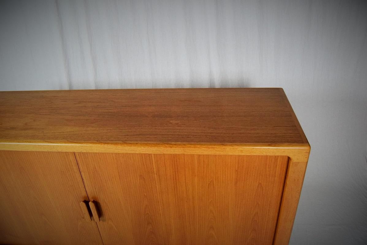 1960s Danish Sideboard by Dyrlund, Teak Organic Tambour Doors In Good Condition In Praha, CZ