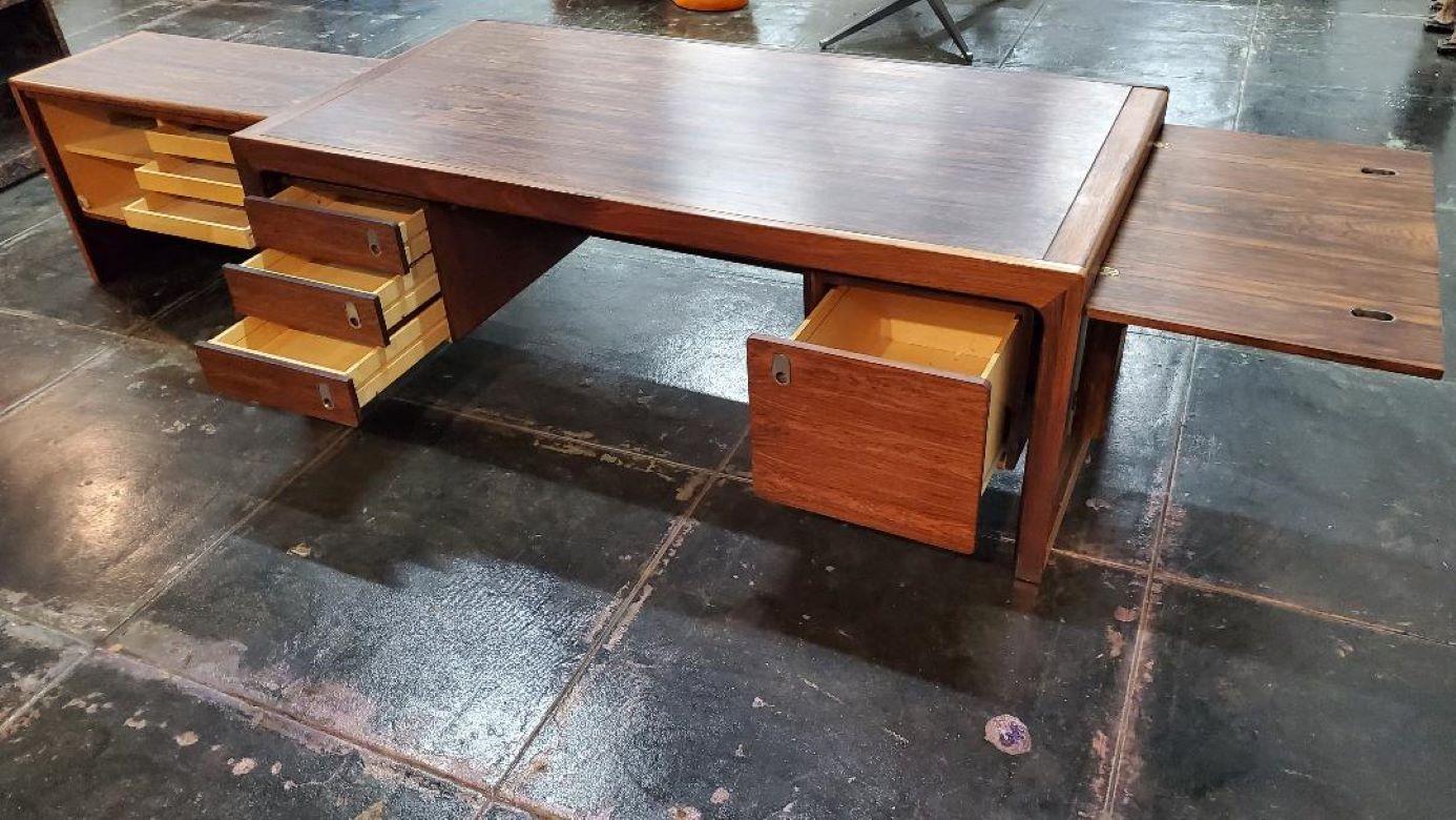 20th Century 1960s Danish Sigurd Hansens Extendable Rosewood Executive Desk & File Cabinet  For Sale