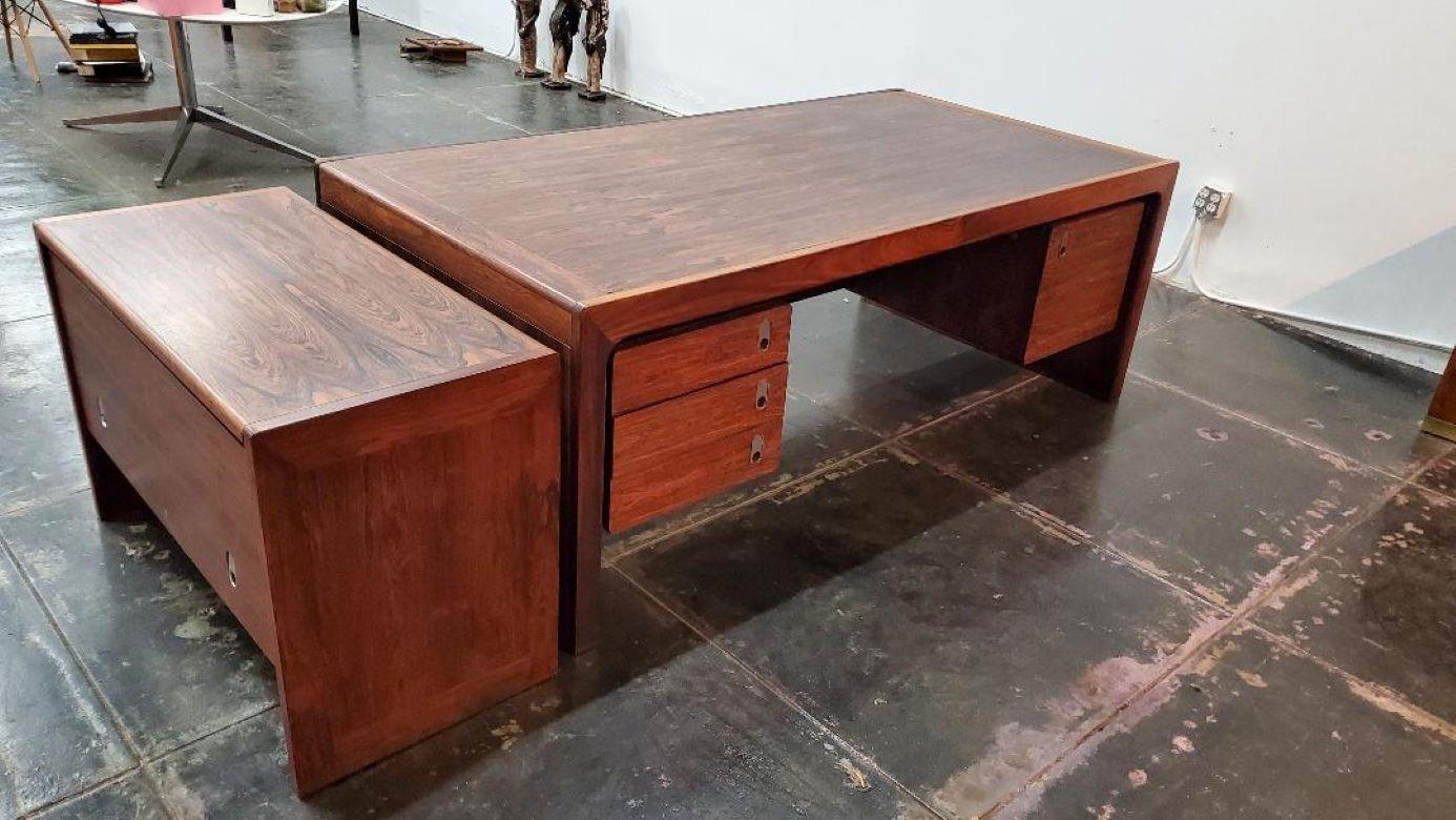 1960s Danish Sigurd Hansens Extendable Rosewood Executive Desk & File Cabinet  For Sale 1