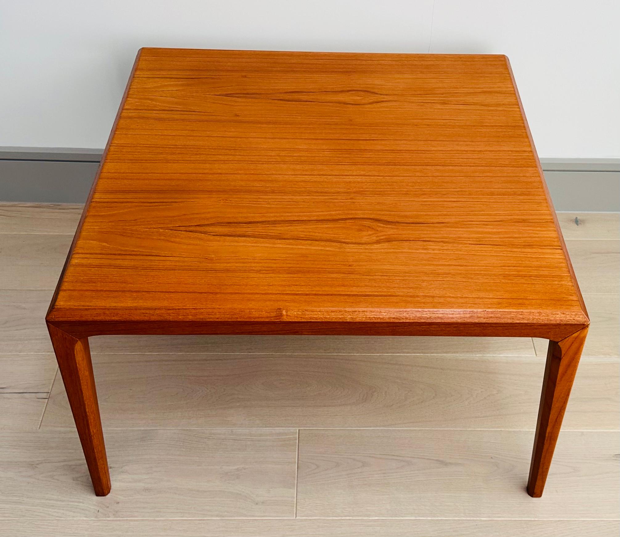 1960s Danish Silkeborg Furniture Square Teak Coffee Table by Johannes Andersen In Good Condition For Sale In London, GB
