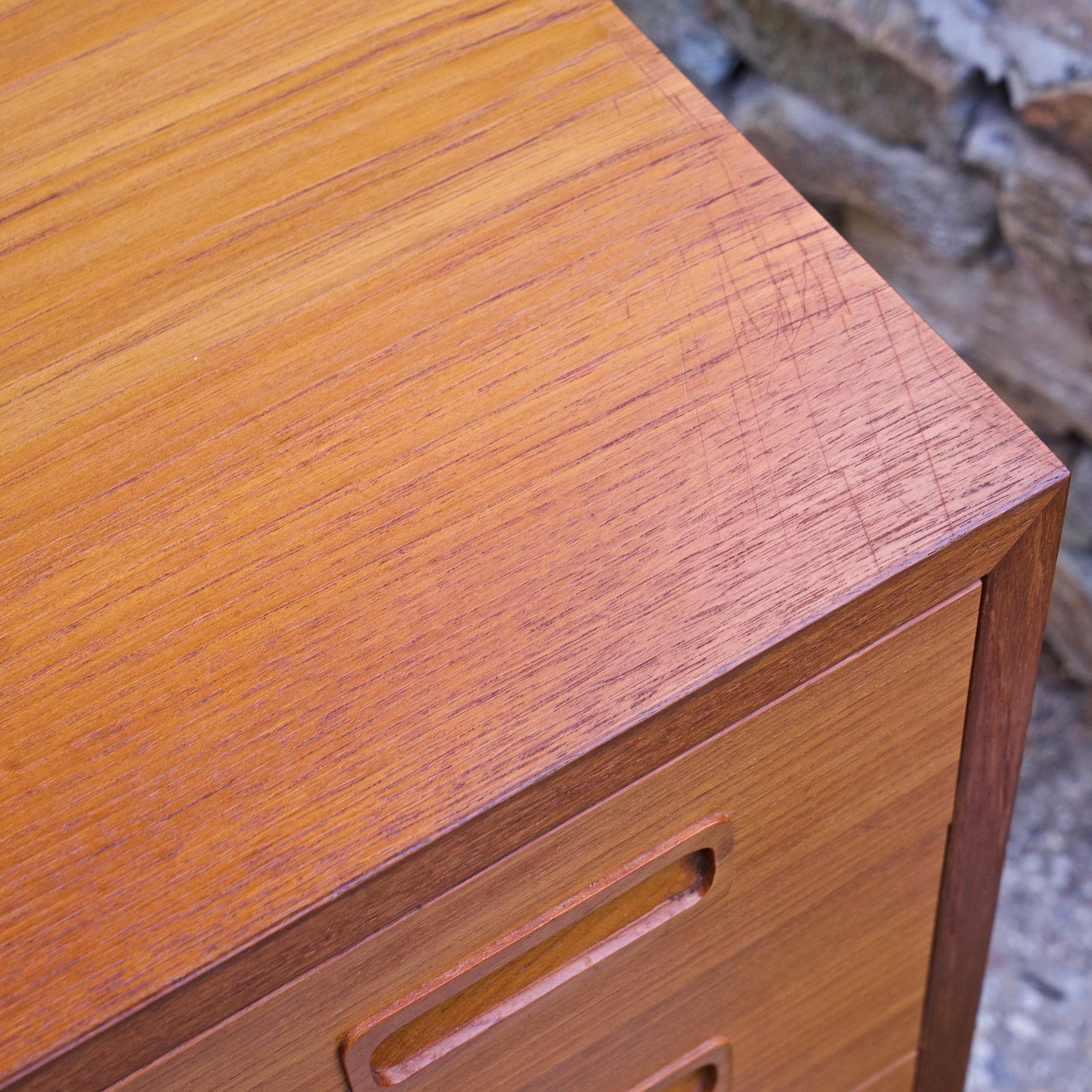 1960s Danish Small Dresser Cabinet Console Table Teak Mid-Century For Sale 3