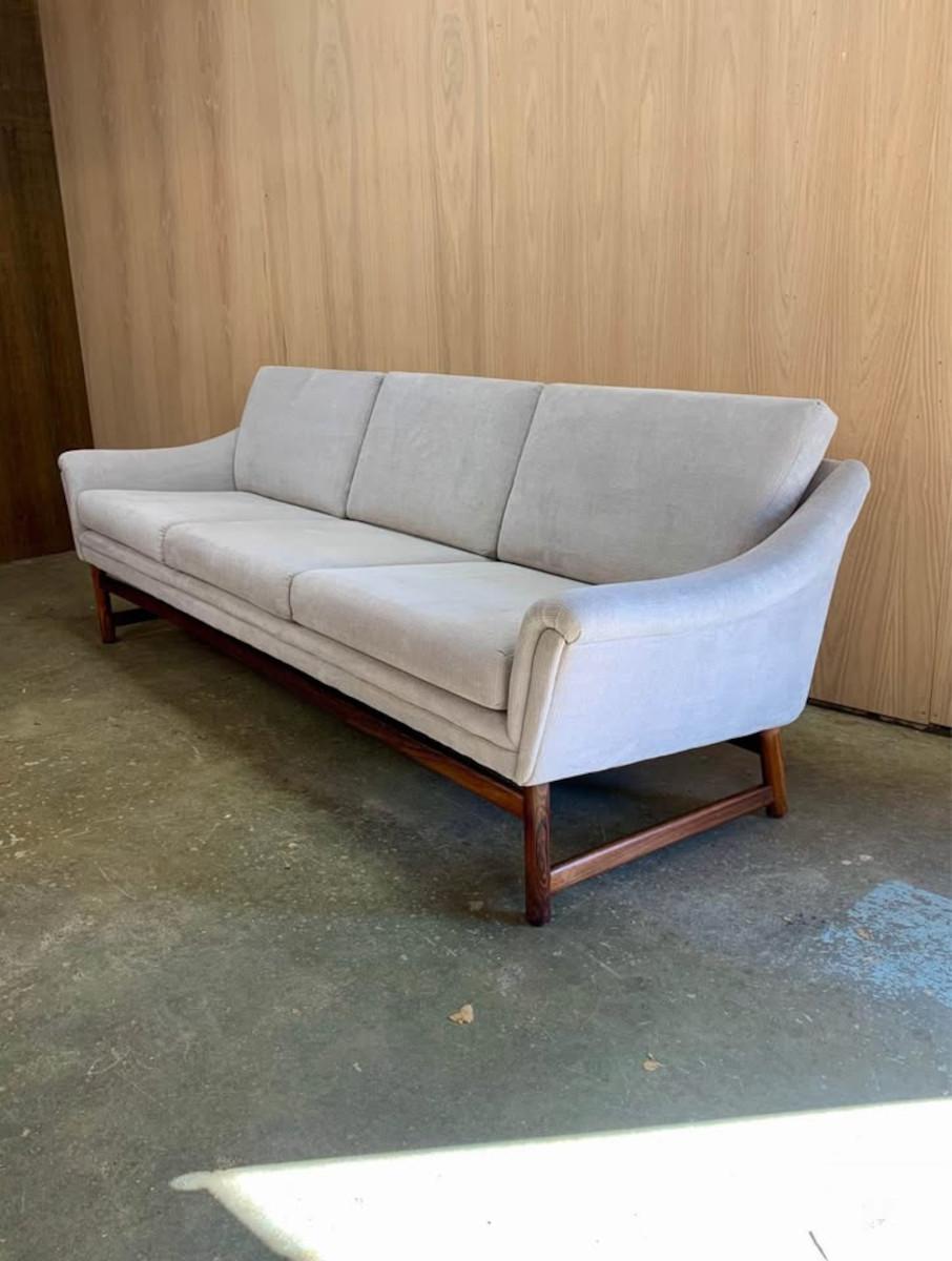 Mid-Century Modern 1960s Danish Sofa For Sale