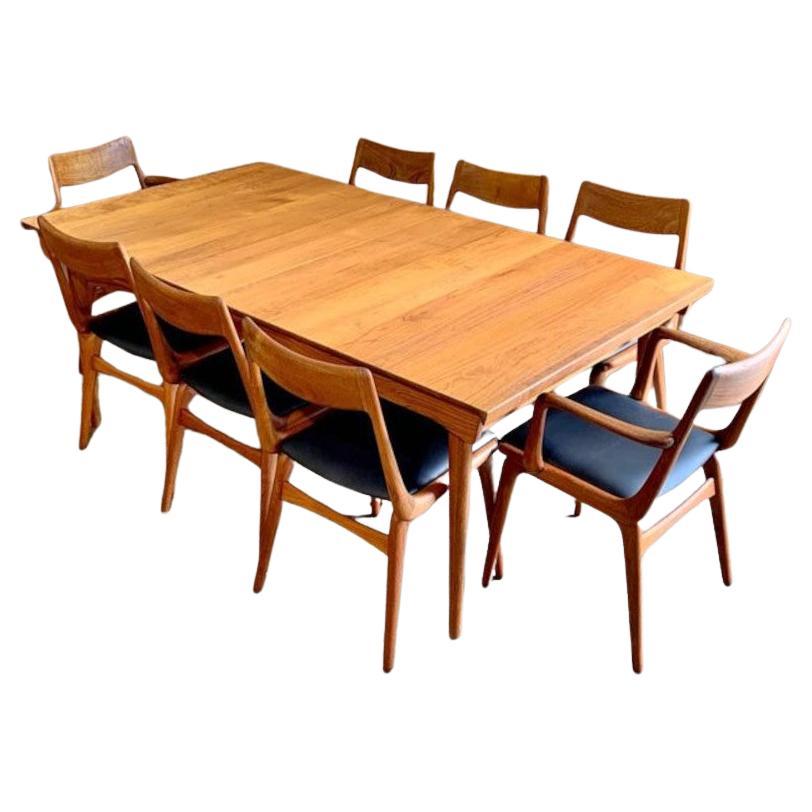 Are you searching for a truly special teak dining table to host your family gatherings? This stunning piece, designed by Finn Juhl for France & Son, was recently acquired from the original owners. Crafted entirely from solid teak, it features a pair
