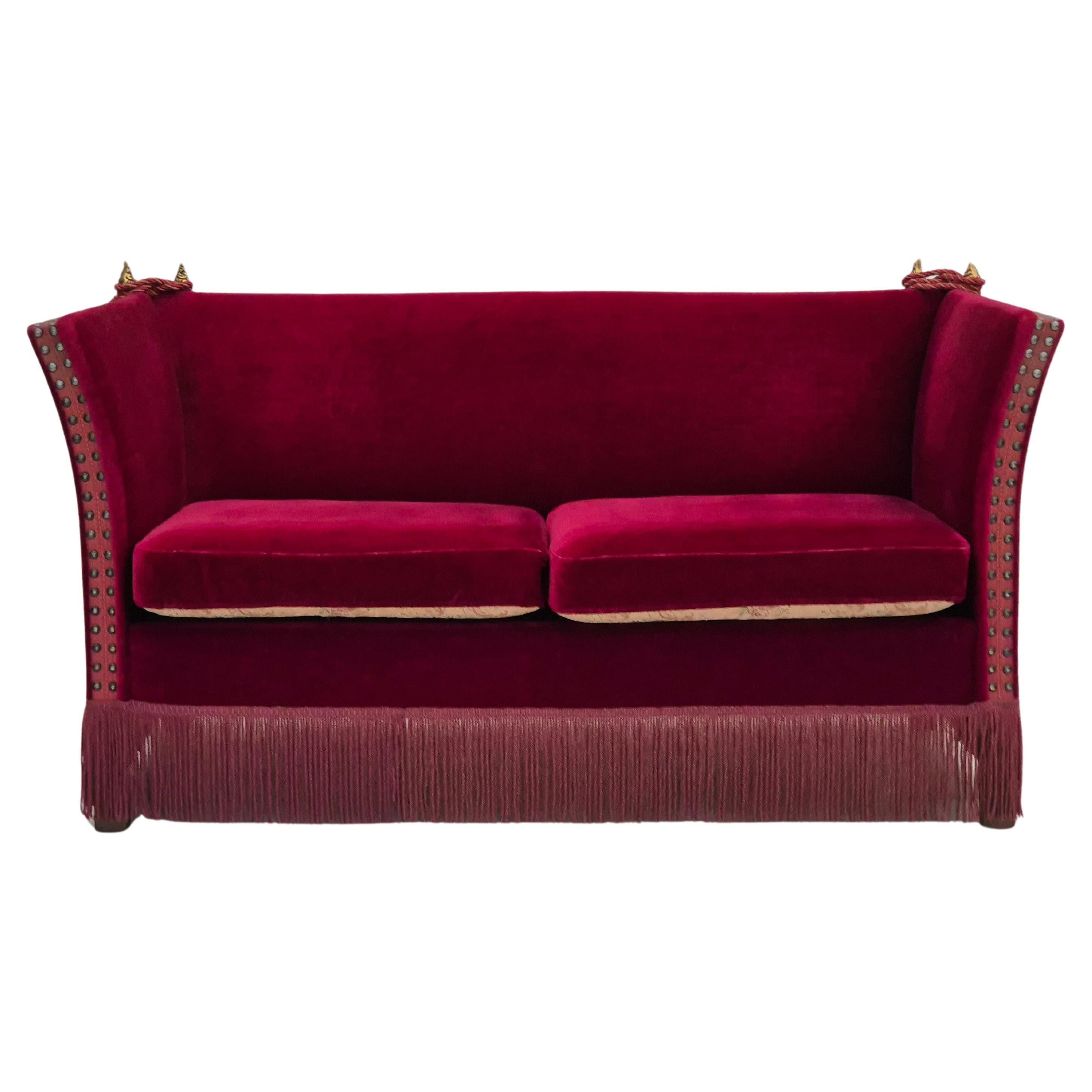 1960er Jahre, dänisches "spanisches" Sofa, Originalzustand, Möbelvelours, Eschenholz.