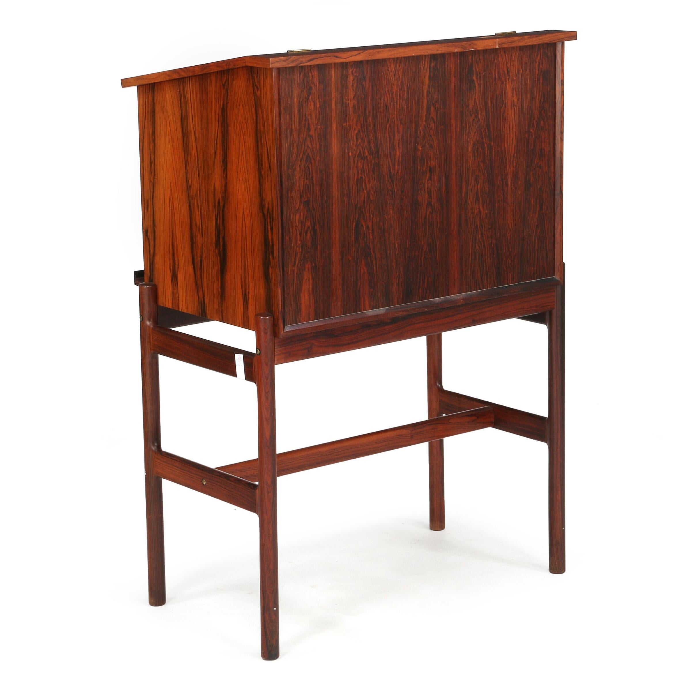 Milieu du XXe siècle Bureau danois des années 1960 fabriqué par un ébéniste en vente