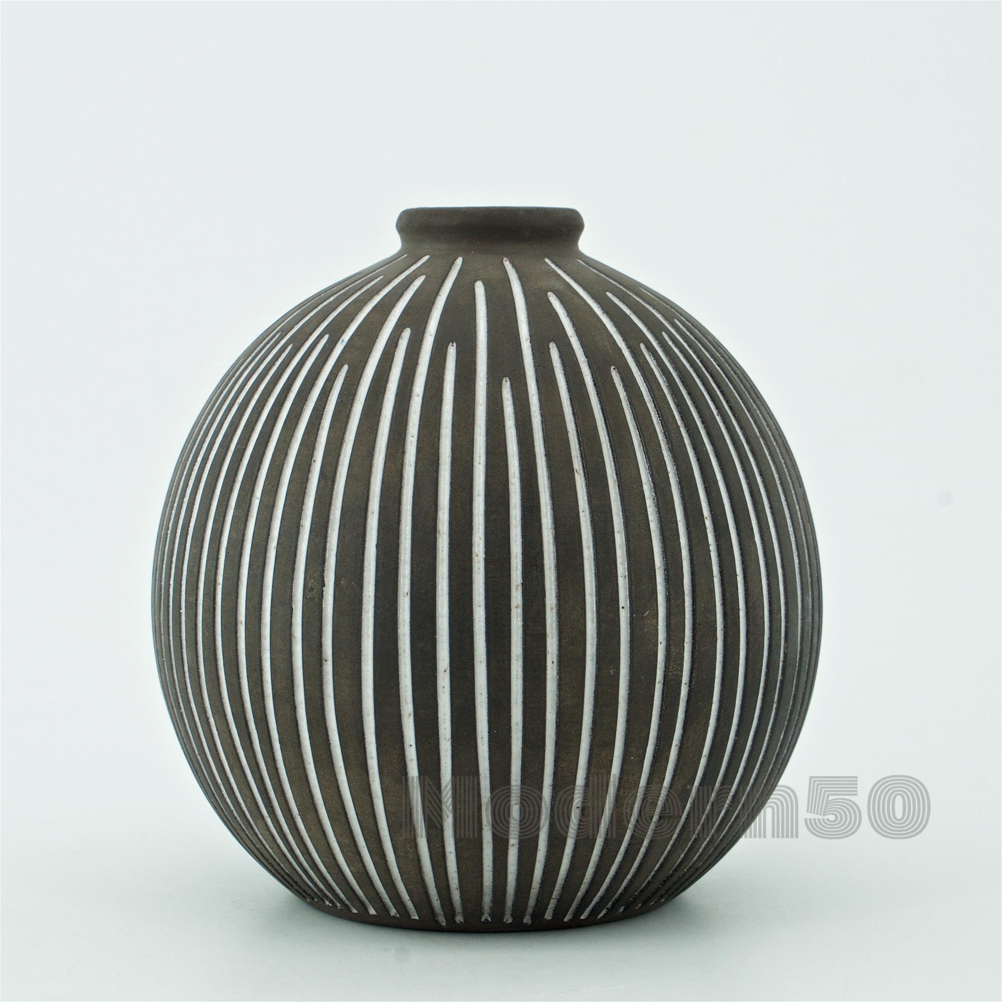 Scandinavian Modern 1960s Danish Ostergaard Studio Pottery Gourd Vase Sphere Stoneware Sculpture McM
