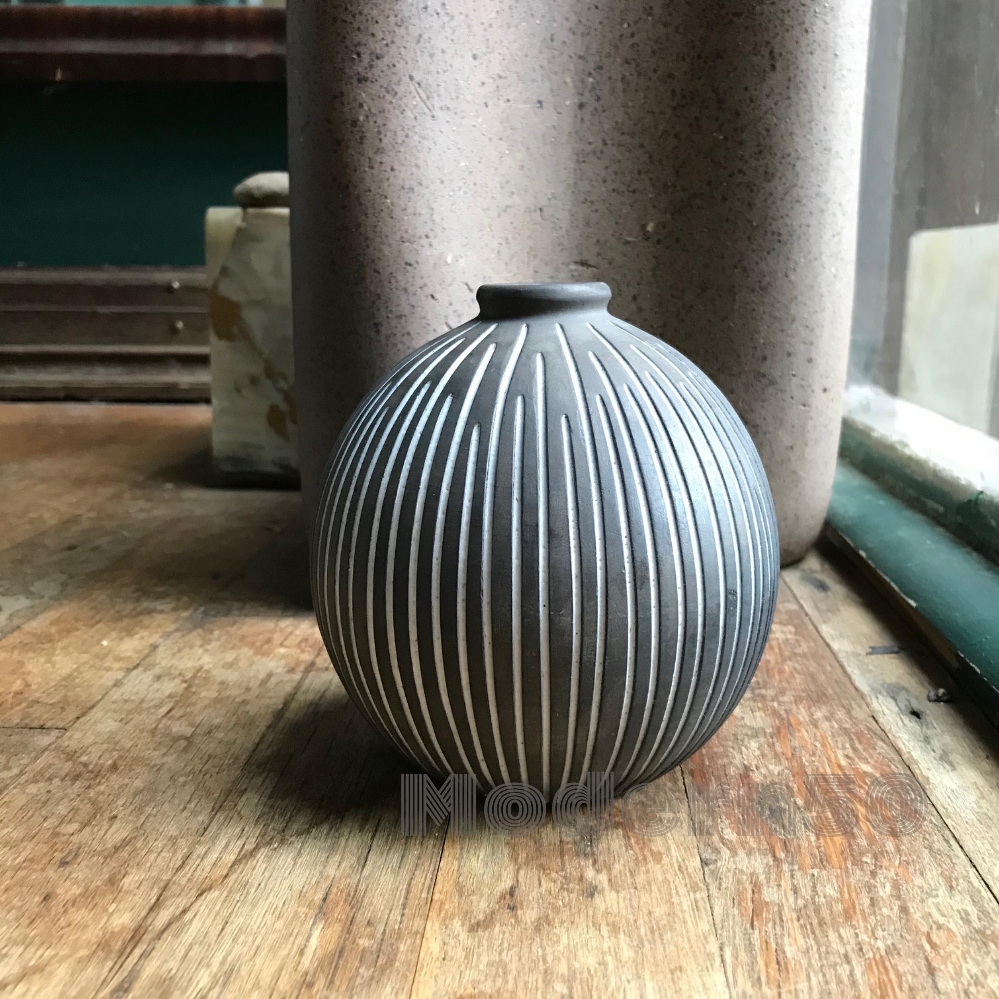 1960s Danish Ostergaard Studio Pottery Gourd Vase Sphere Stoneware Sculpture McM In Good Condition In Hyattsville, MD