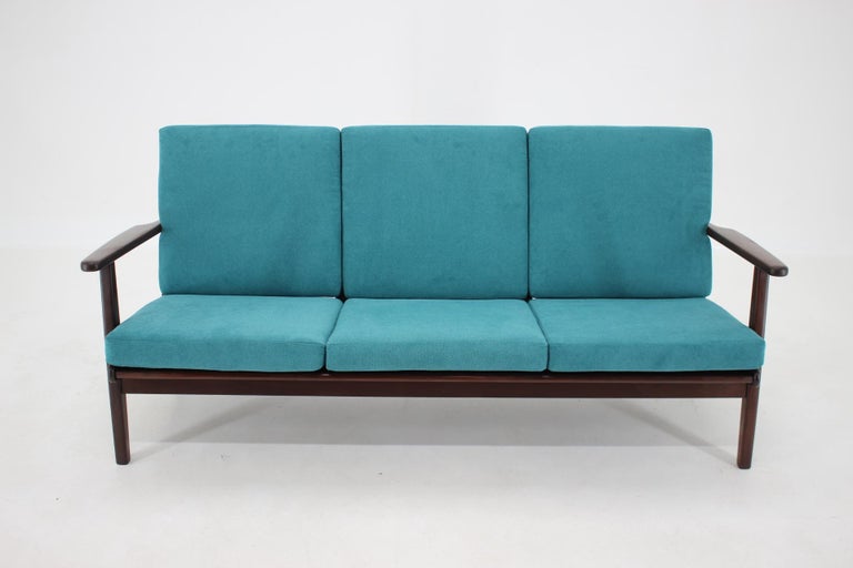 Mid-Century Modern 1960s Danish Teak 3-Seat Sofa For Sale