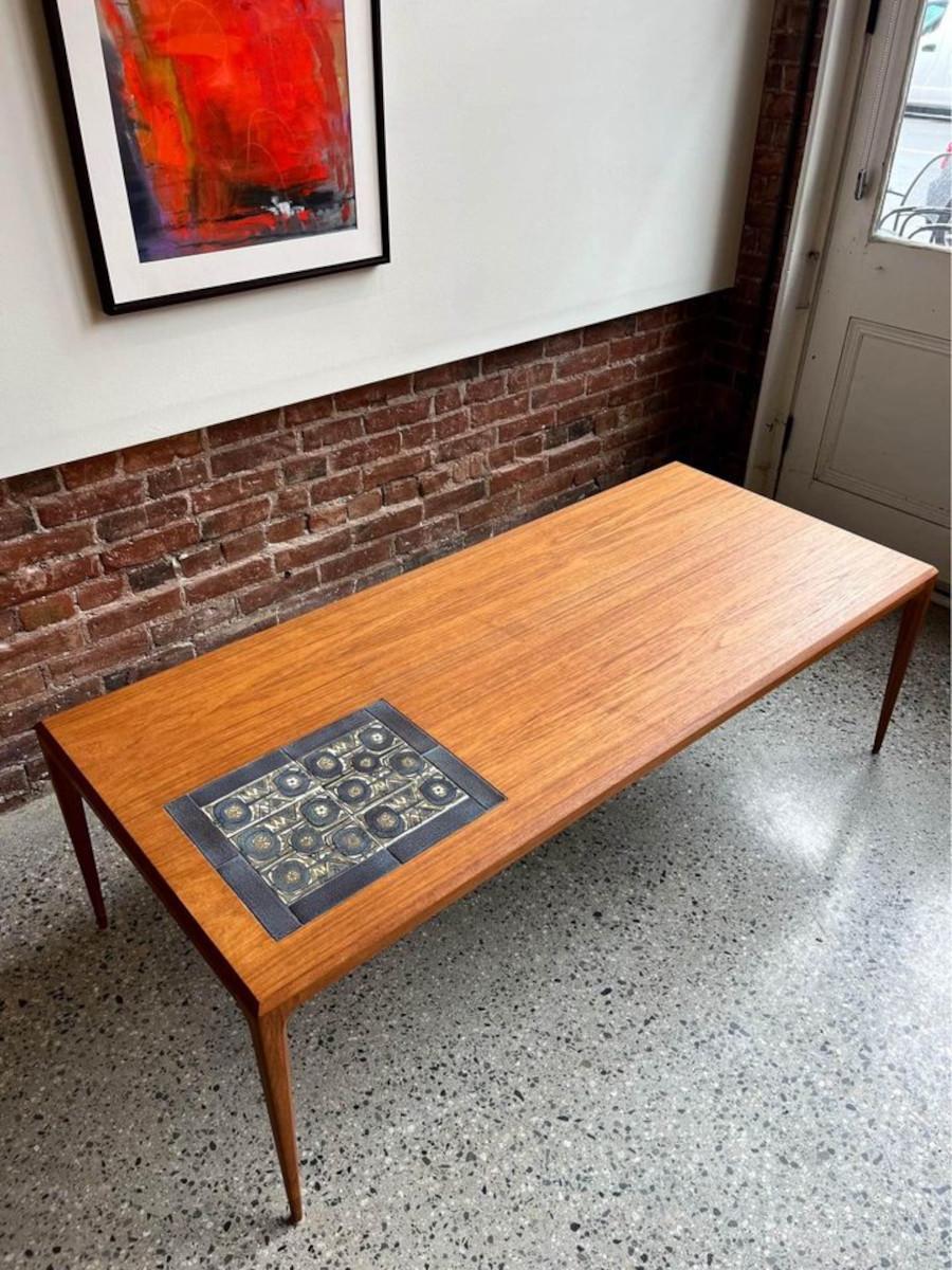 1960s Danish Teak and Tile Coffee Table by Johannes Andersen In Excellent Condition For Sale In Victoria, BC