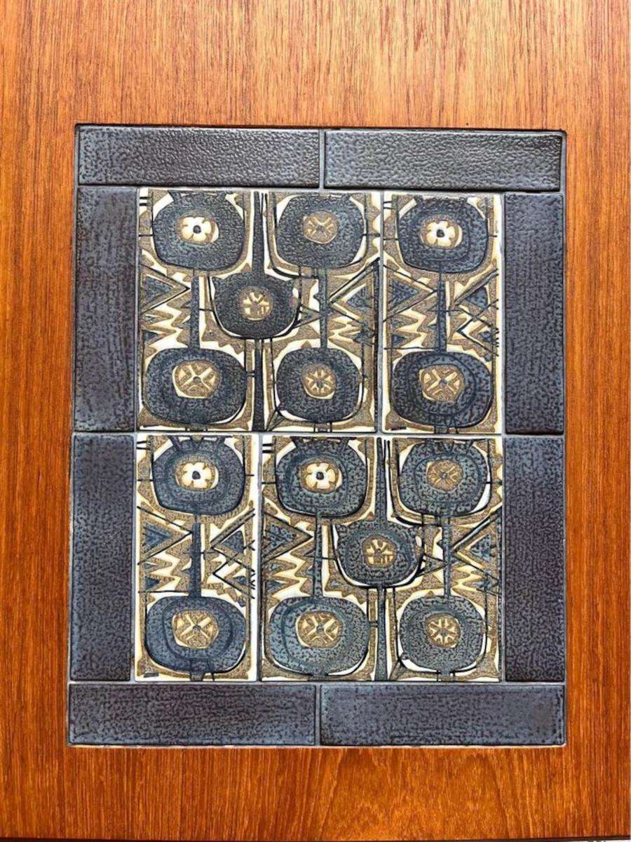 Metà XX secolo Tavolino danese in teak e piastrelle di Johannes Andersen del 1960 in vendita