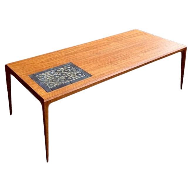 Table basse danoise des années 1960 en teck et carreaux de Johannes Andersen