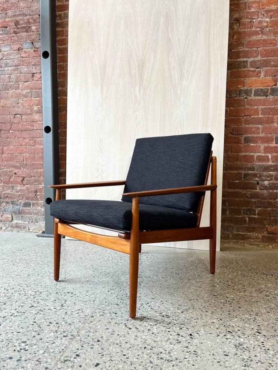 1960’s Danish Teak Armchair In Excellent Condition For Sale In Victoria, BC