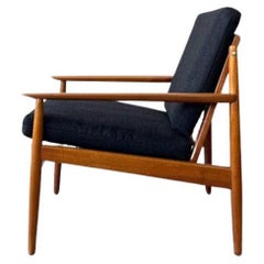 Fauteuil en teck danois des années 1960