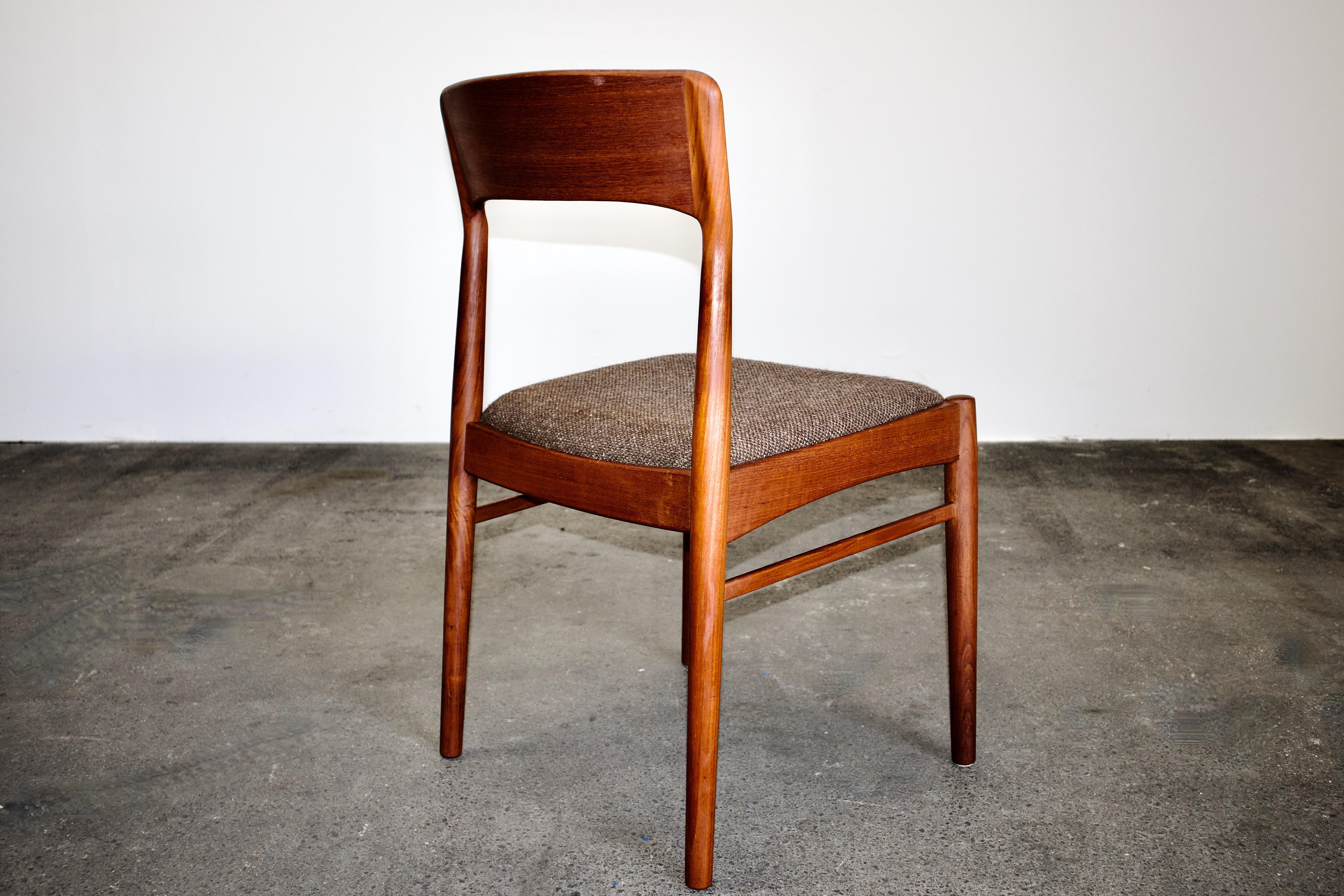 Quirky 1960s Danish Teak Chairs By Kai Kristiansen for K.S. Mobler In Good Condition For Sale In Grand Cayman, KY