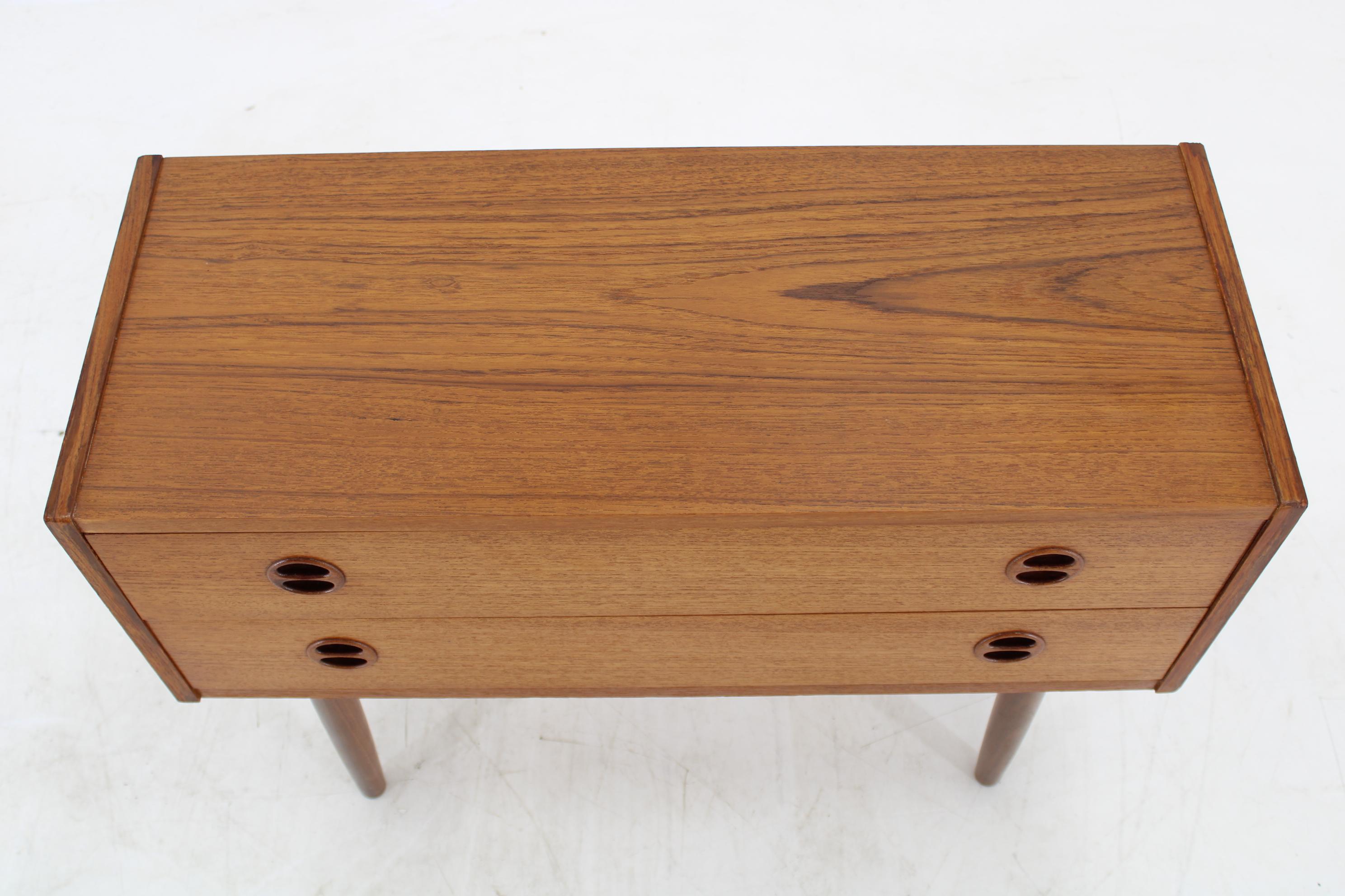 Mid-Century Modern 1960s Danish Teak Chest of Drawers