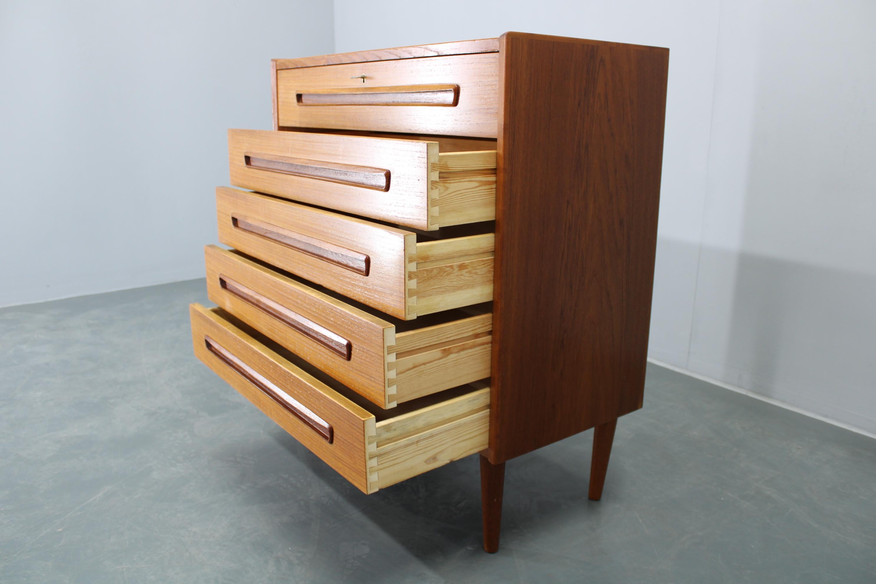 1960s Danish Teak Chest of Drawers For Sale 2