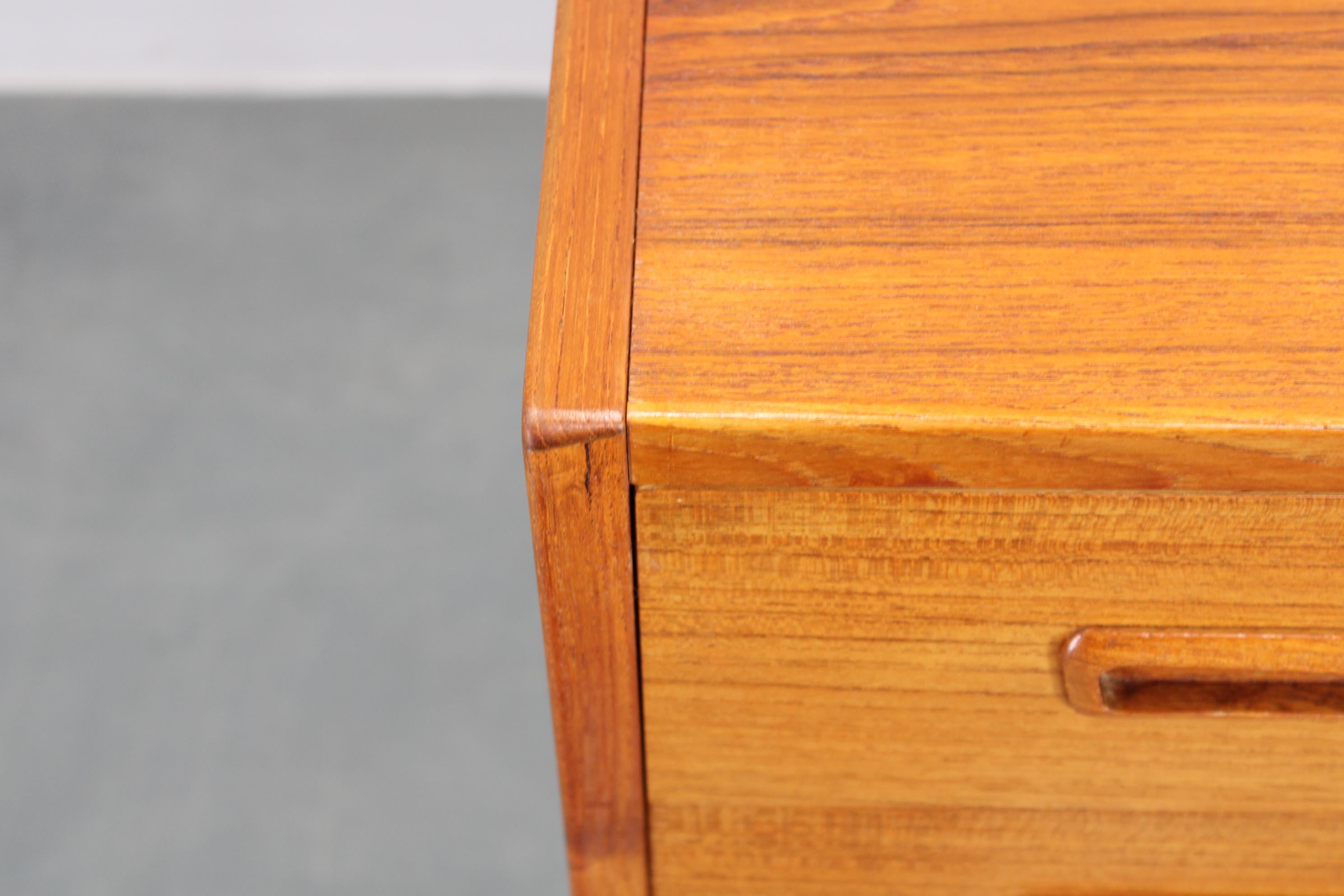 1960s Danish Teak Chest of Drawers For Sale 3