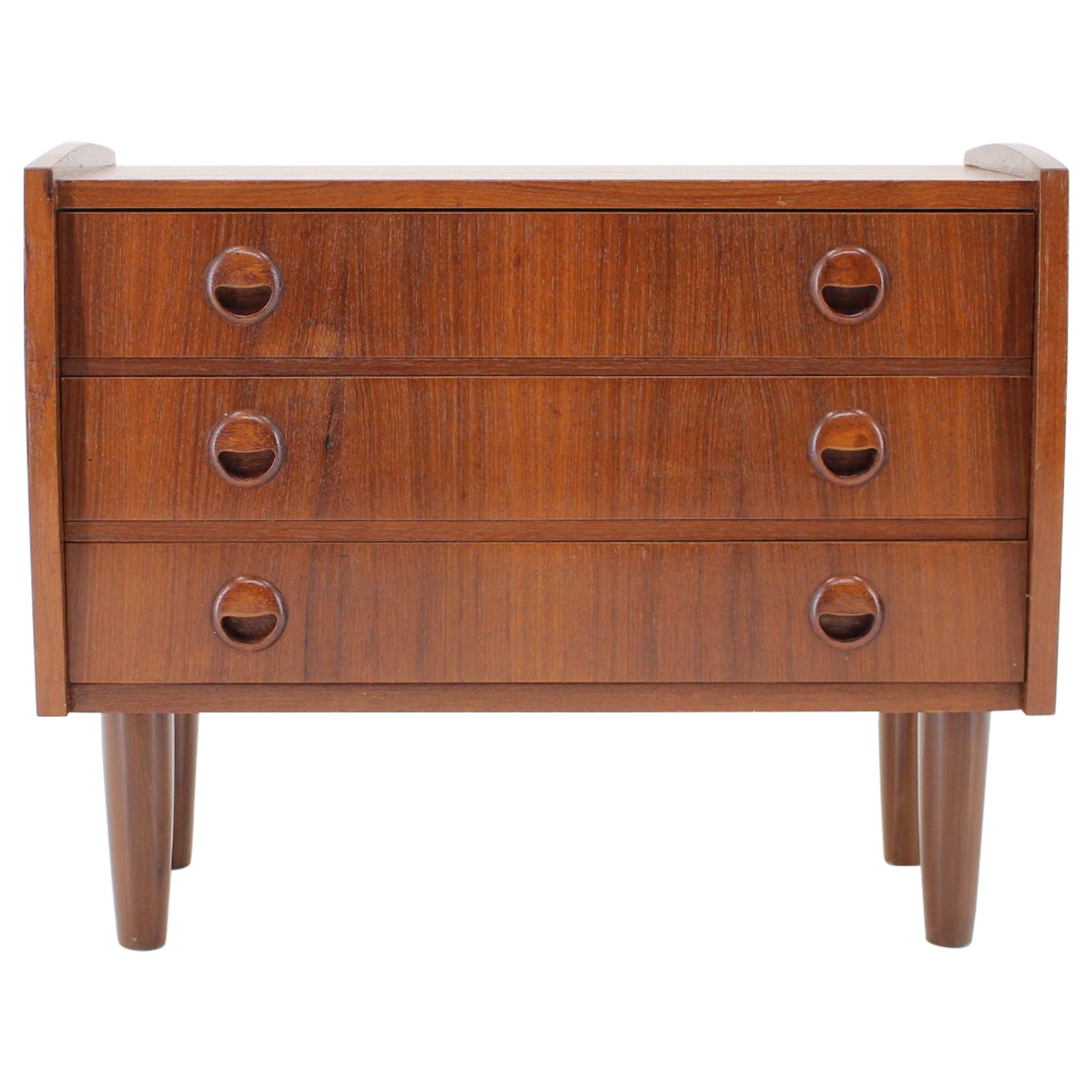 1960s Danish Teak Chest of Drawers For Sale