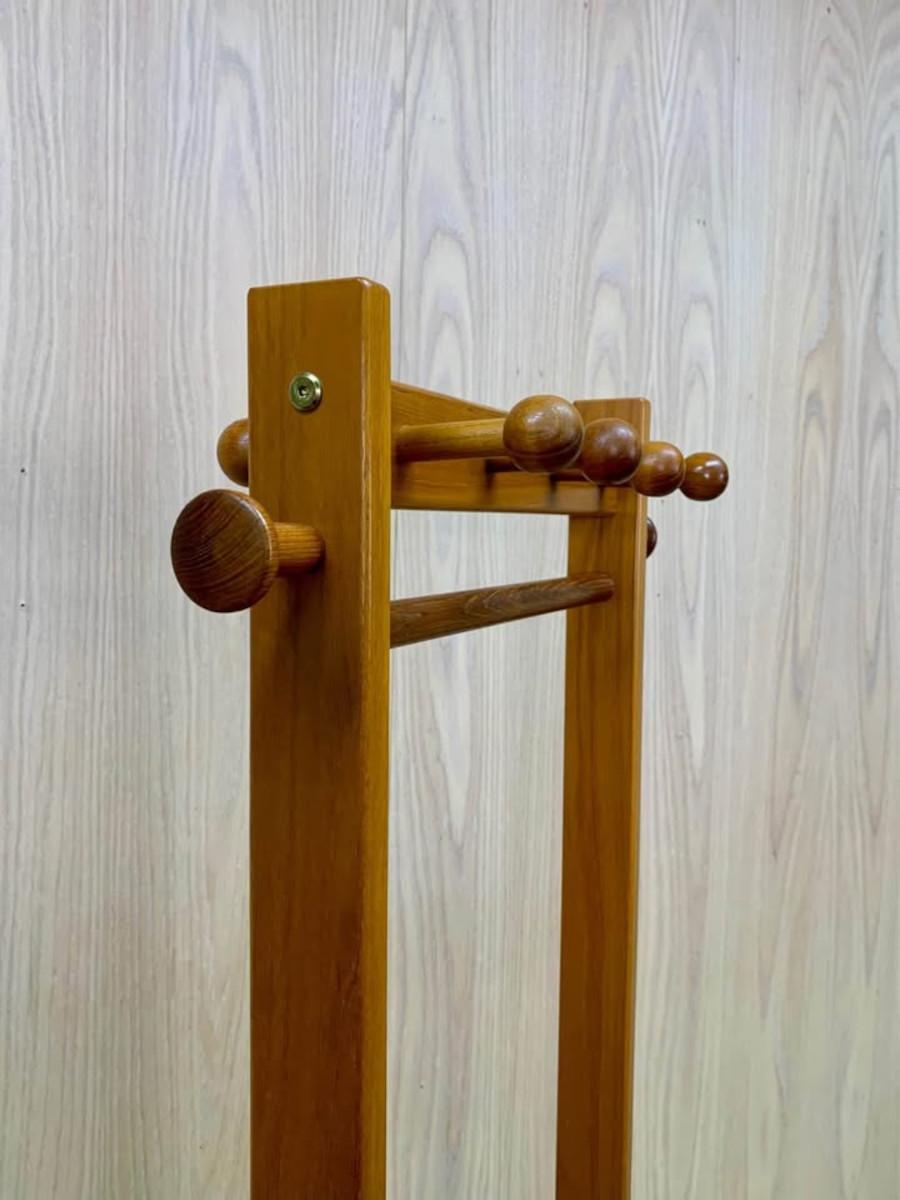 Mid-Century Modern 1960s Danish Teak Coat Rack  Hat Stand