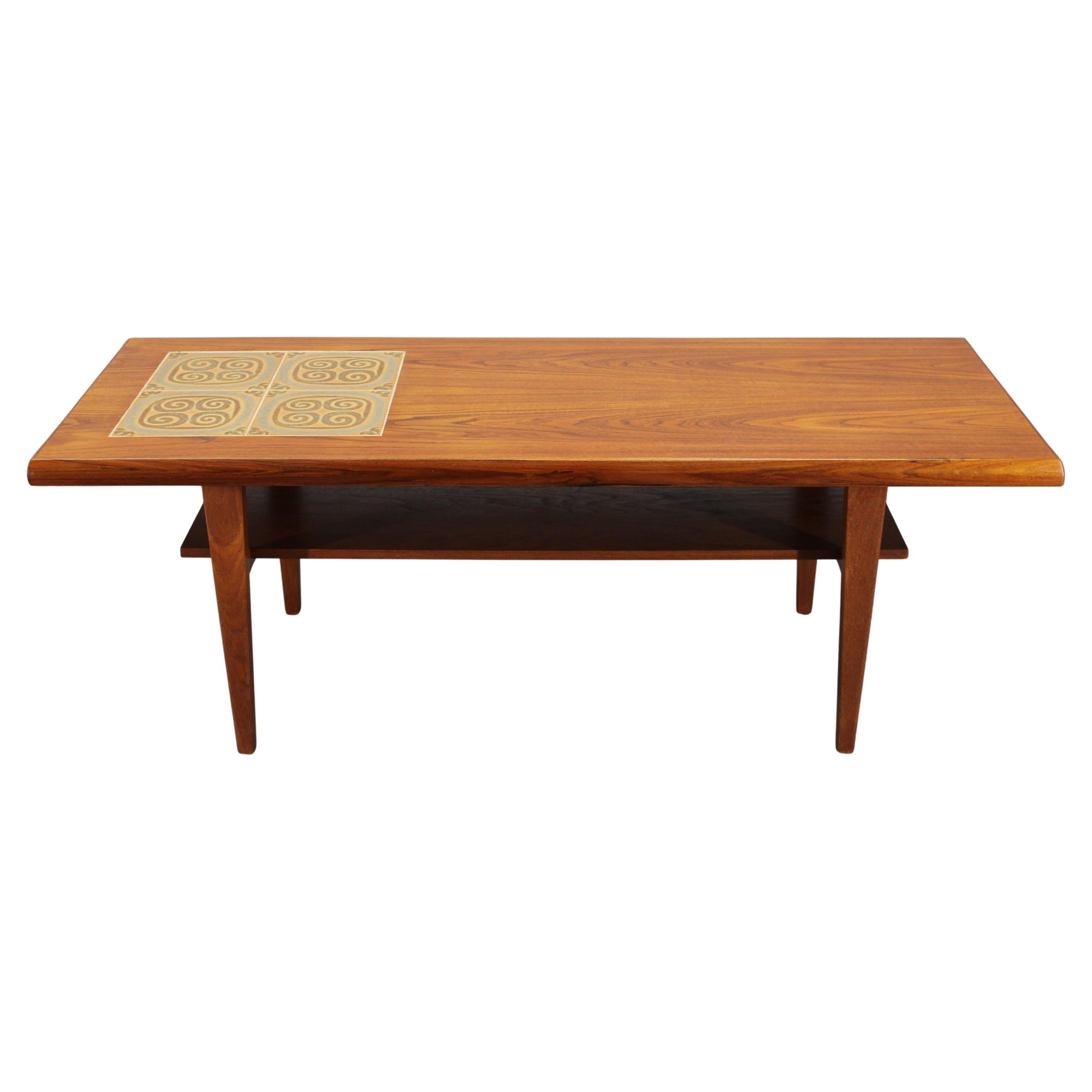 Mesa de centro danesa de teca de los años 60 con azulejos
