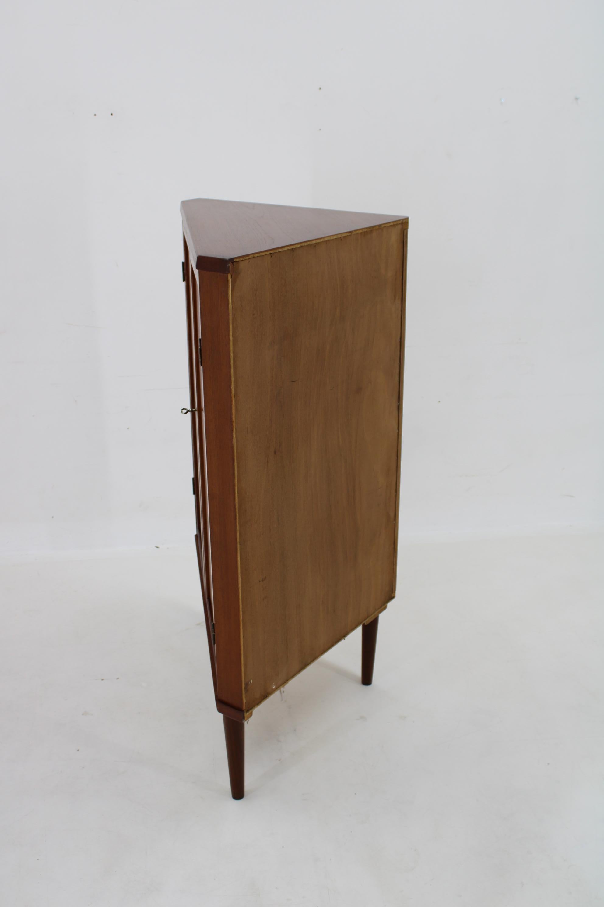 1960s Danish Teak Corner Cabinet 3